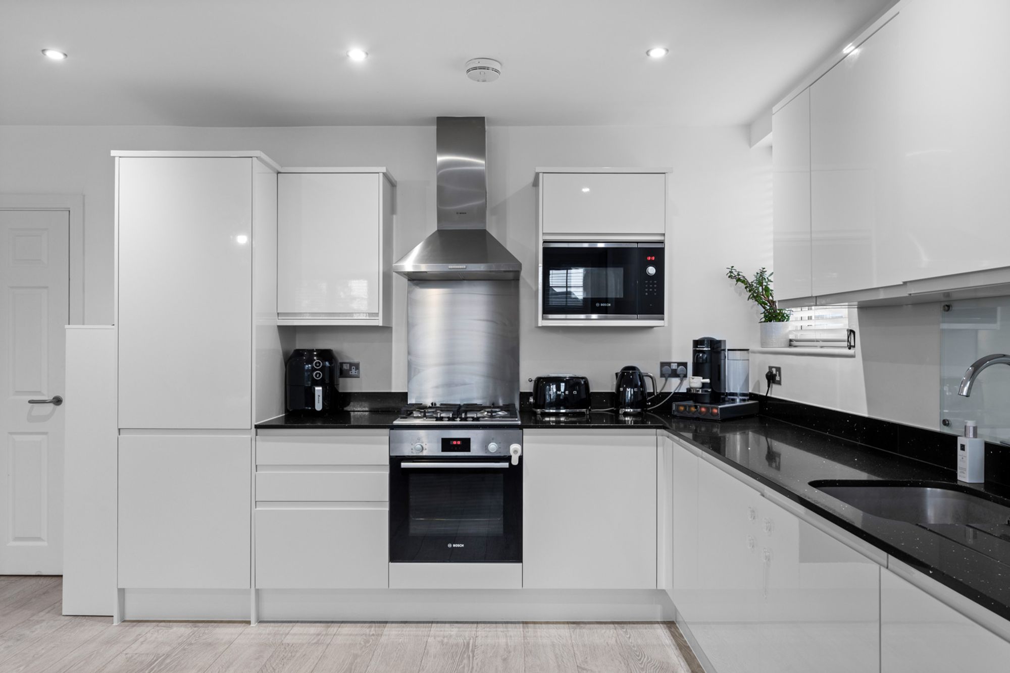 1 bed flat for sale in Rectory Park, Redstone Apartments, CR2  - Property Image 6