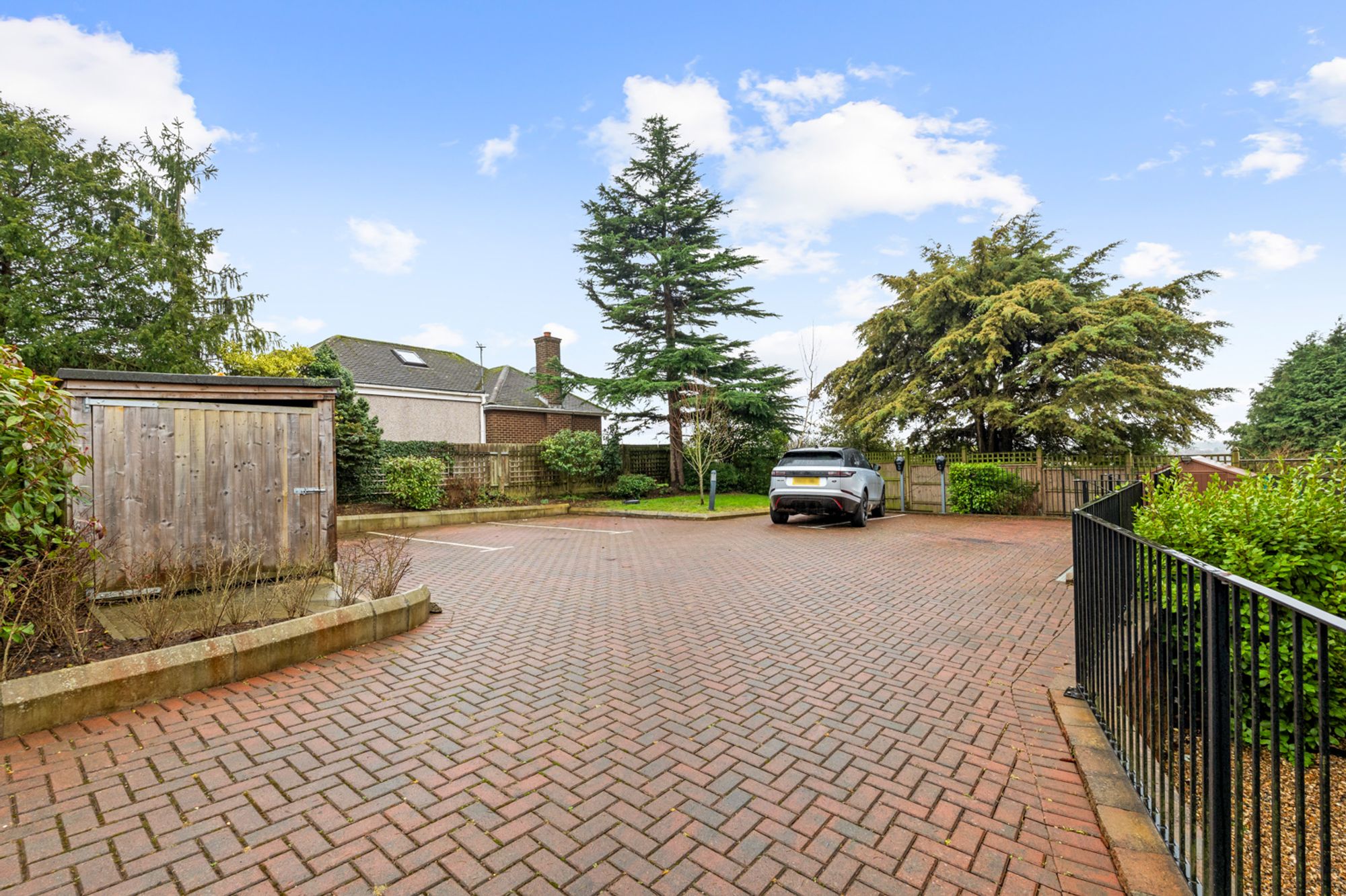 1 bed flat for sale in Rectory Park, Redstone Apartments, CR2  - Property Image 16