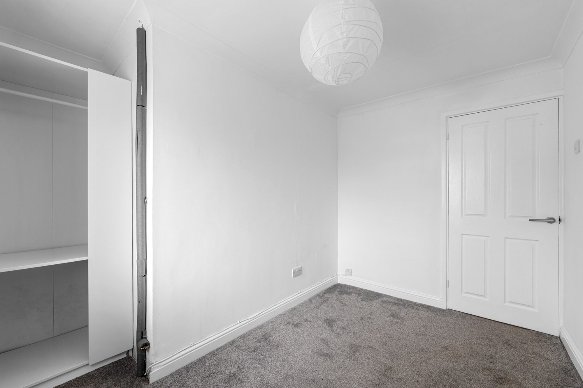 2 bed maisonette for sale in Swallowdale, South Croydon, CR2  - Property Image 8