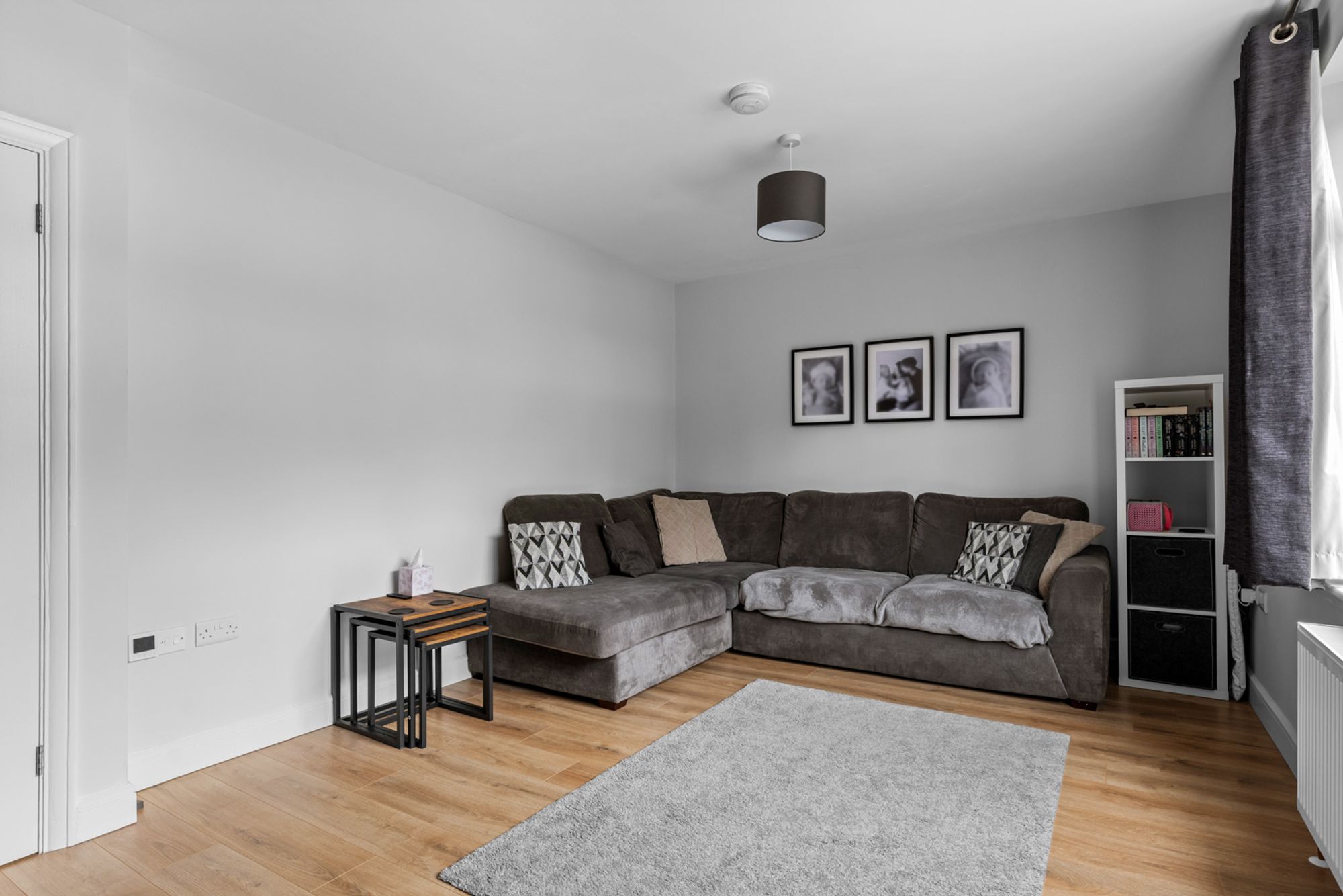 2 bed detached house for sale in Downsway, Whyteleafe, CR3  - Property Image 5