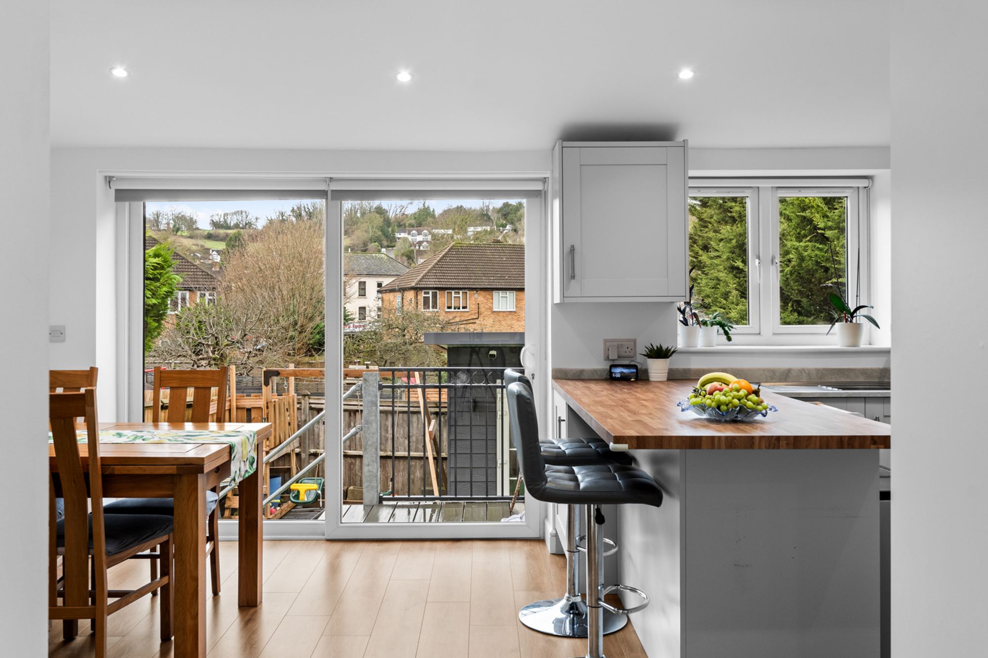 2 bed detached house for sale in Downsway, Whyteleafe, CR3  - Property Image 17