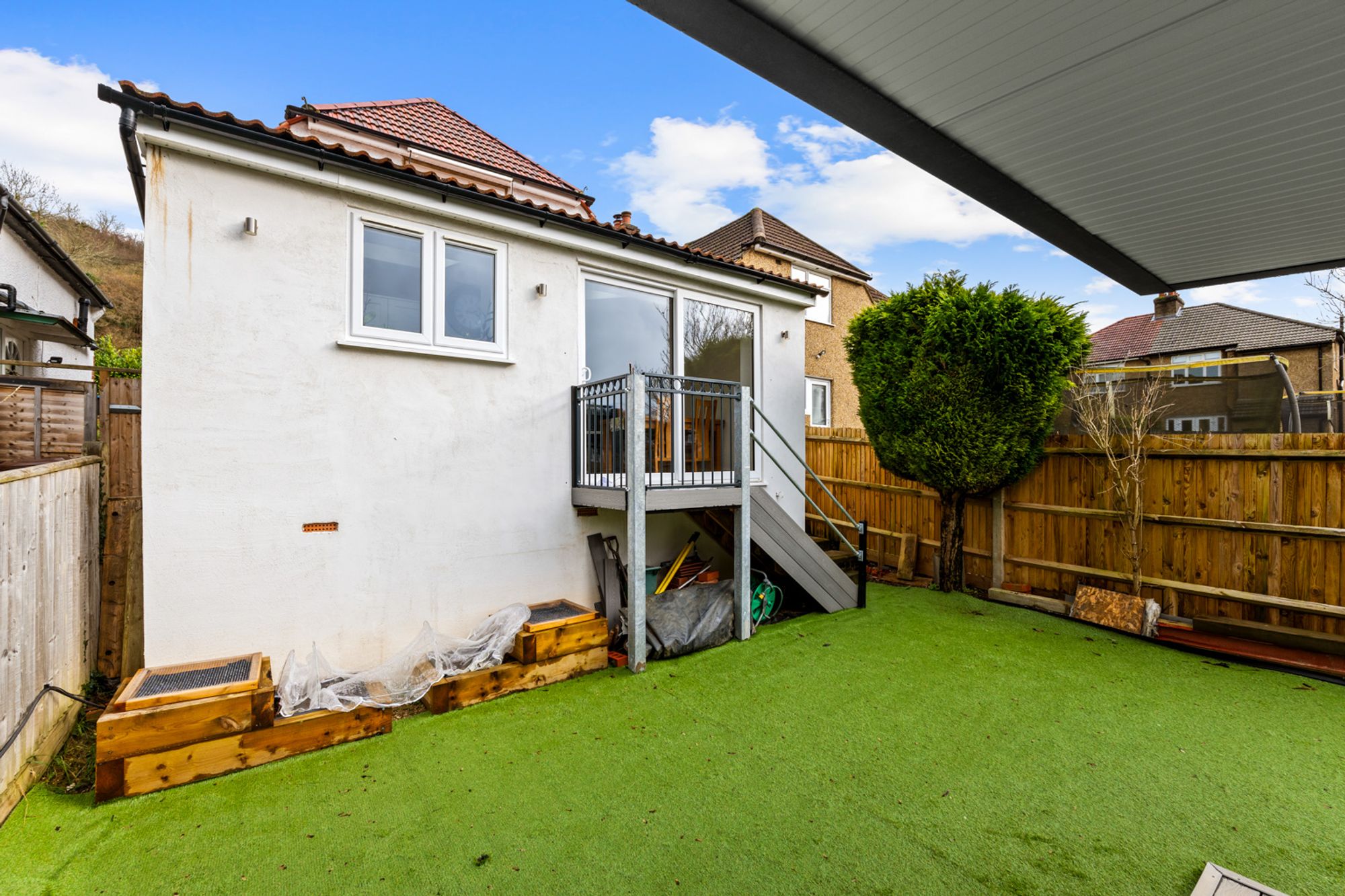 2 bed detached house for sale in Downsway, Whyteleafe, CR3  - Property Image 25