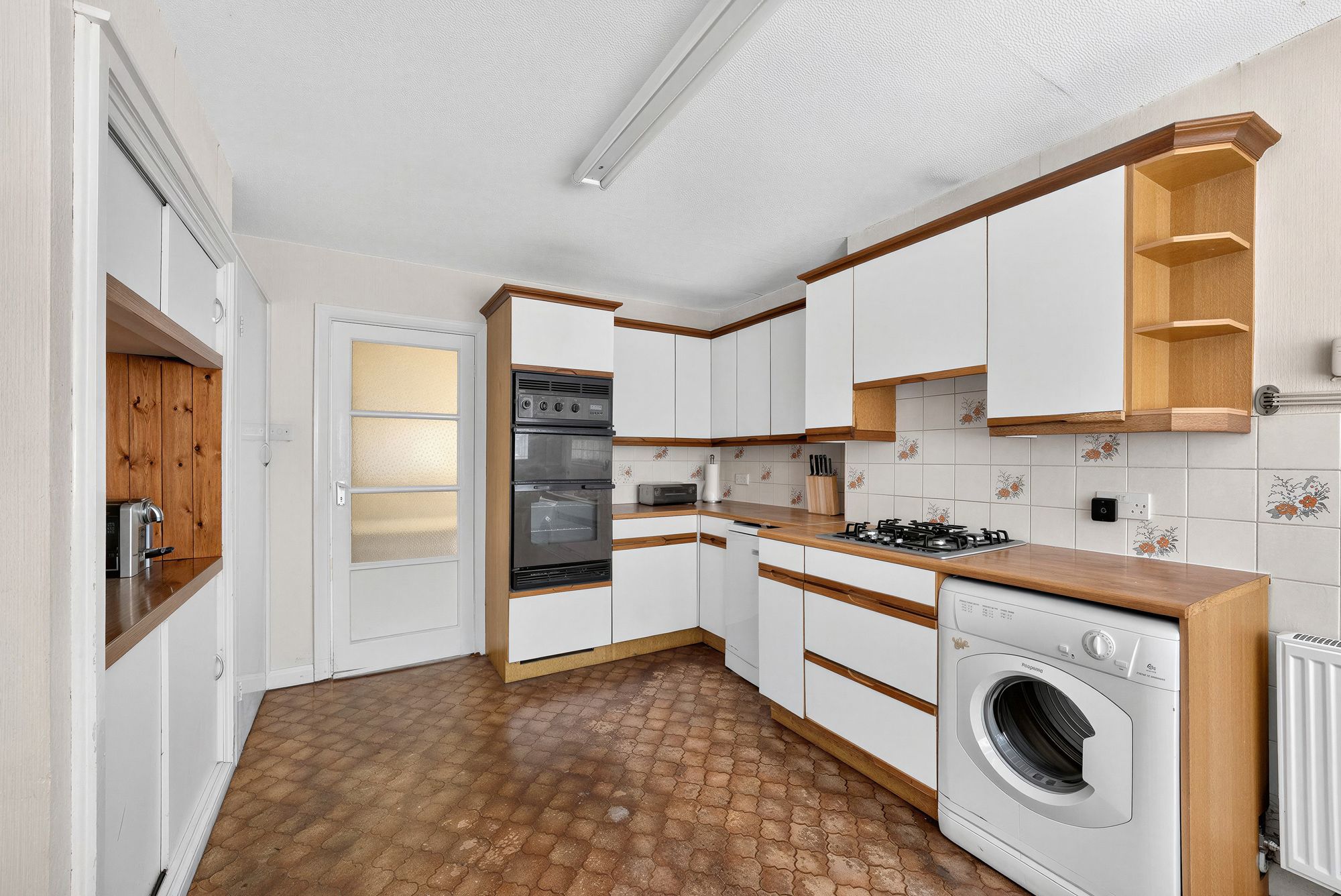 3 bed detached house for sale in Melville Avenue, South Croydon, CR2 - Property Image 2