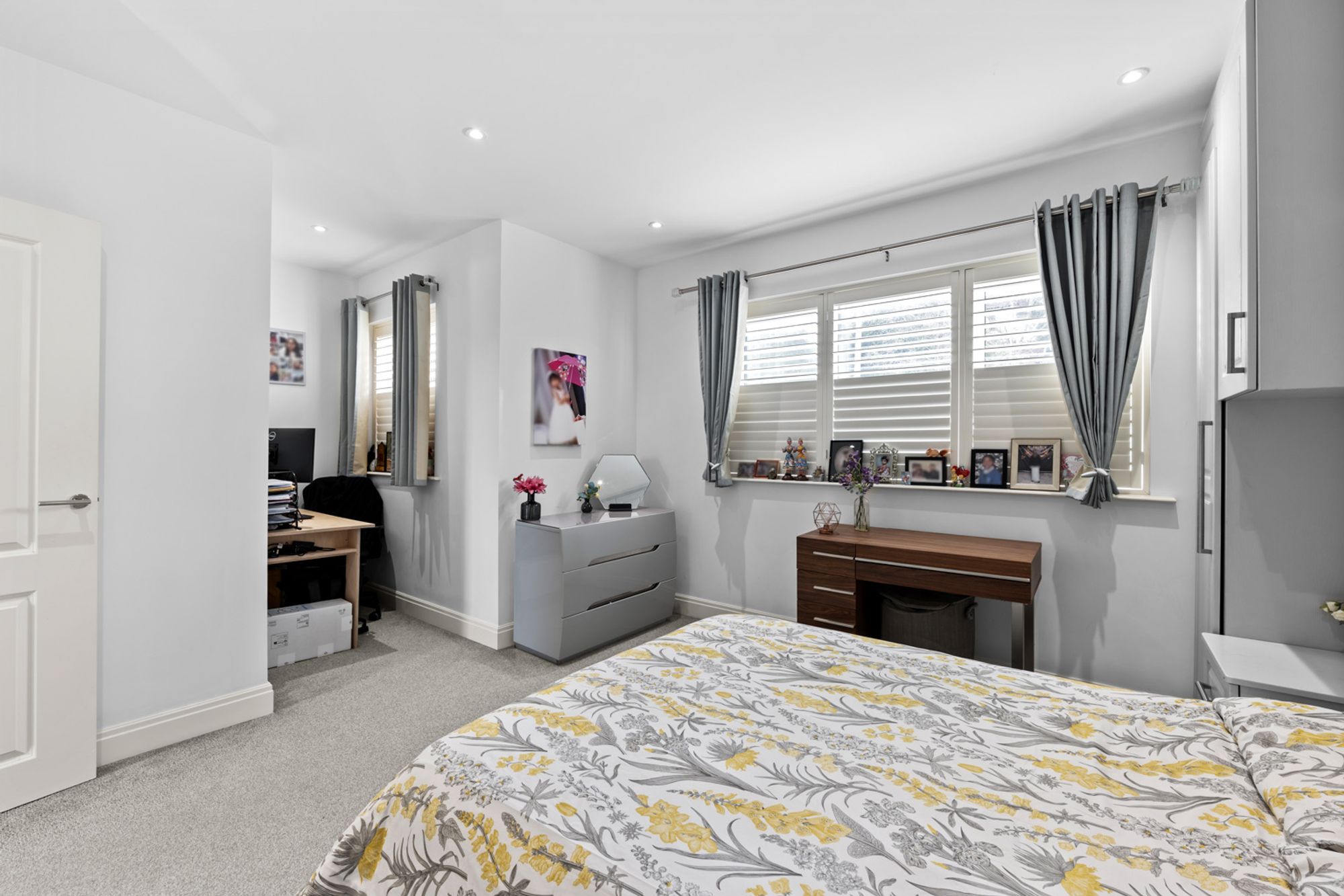 2 bed flat for sale in Riddlesdown Road, Purley, CR8  - Property Image 12