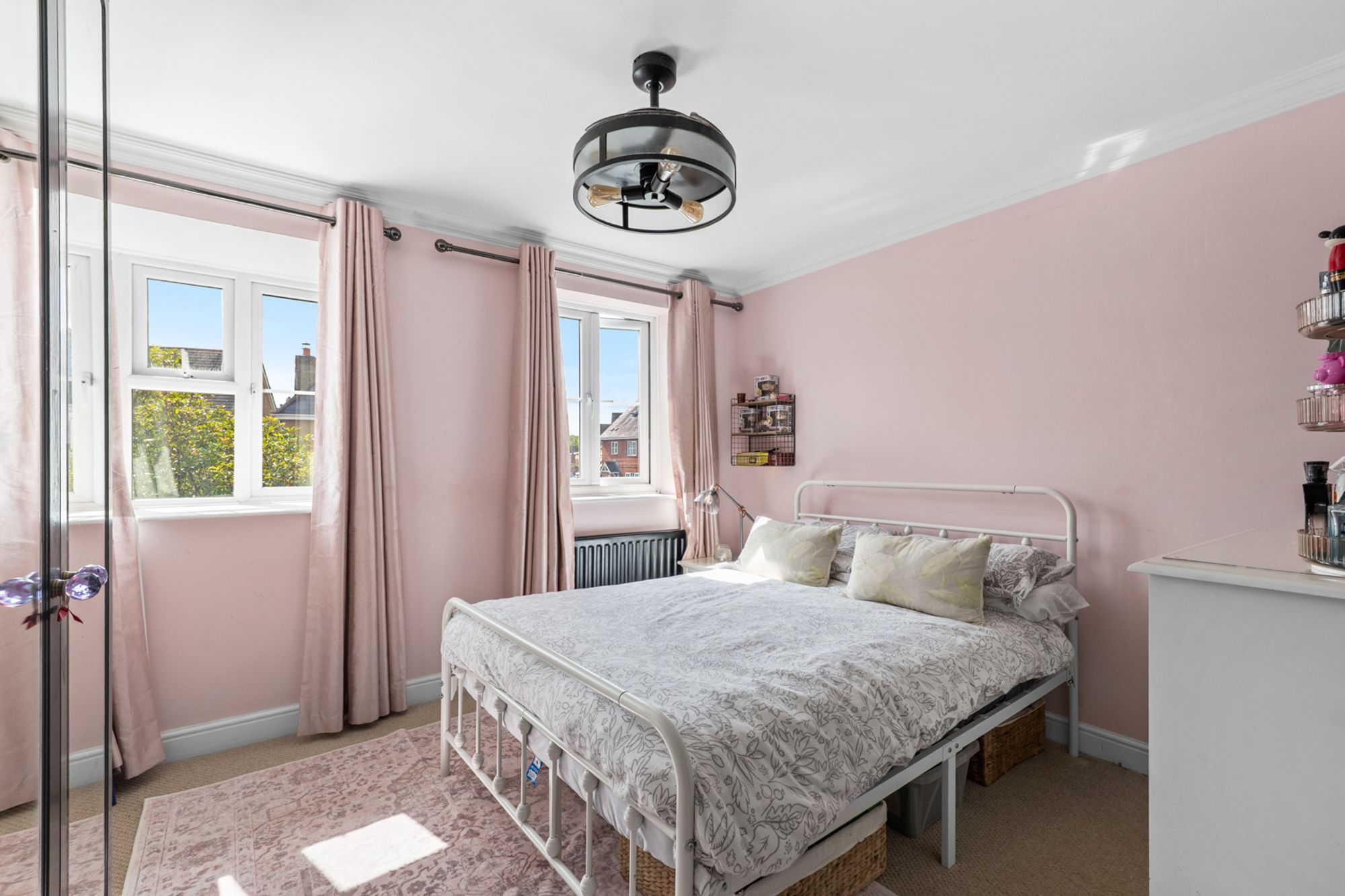 4 bed detached house for sale in Dane Road, Warlingham, CR6 - Property Image 3