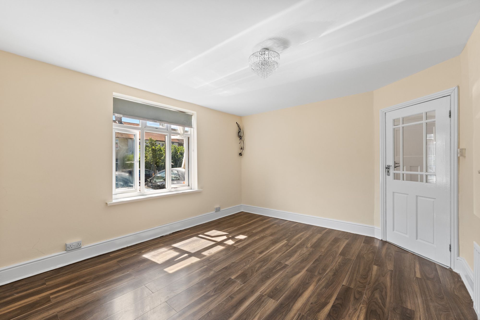 4 bed mid-terraced house for sale in Fleming Mead, Mitcham, CR4  - Property Image 3