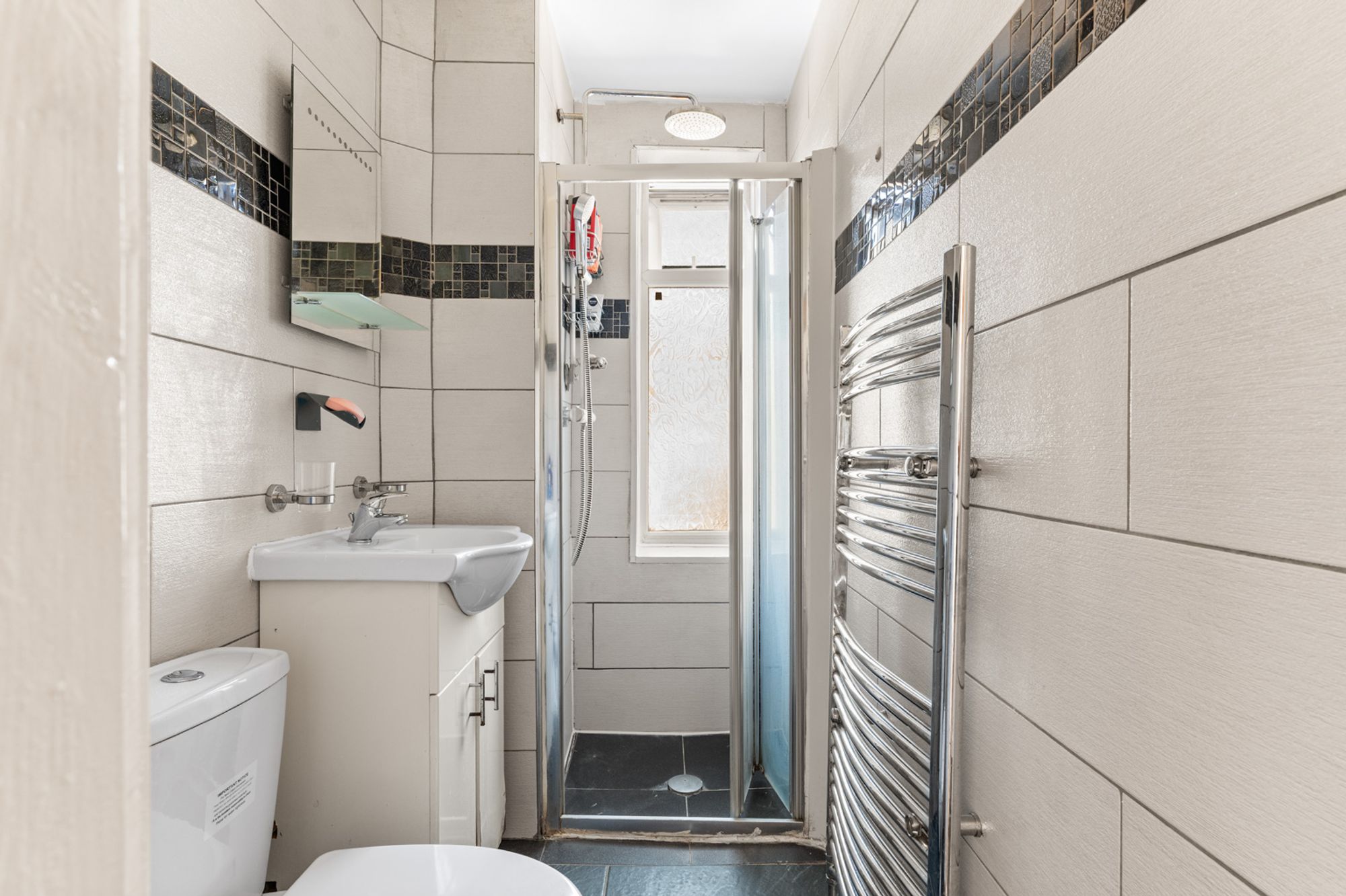 4 bed mid-terraced house for sale in Fleming Mead, Mitcham, CR4  - Property Image 18