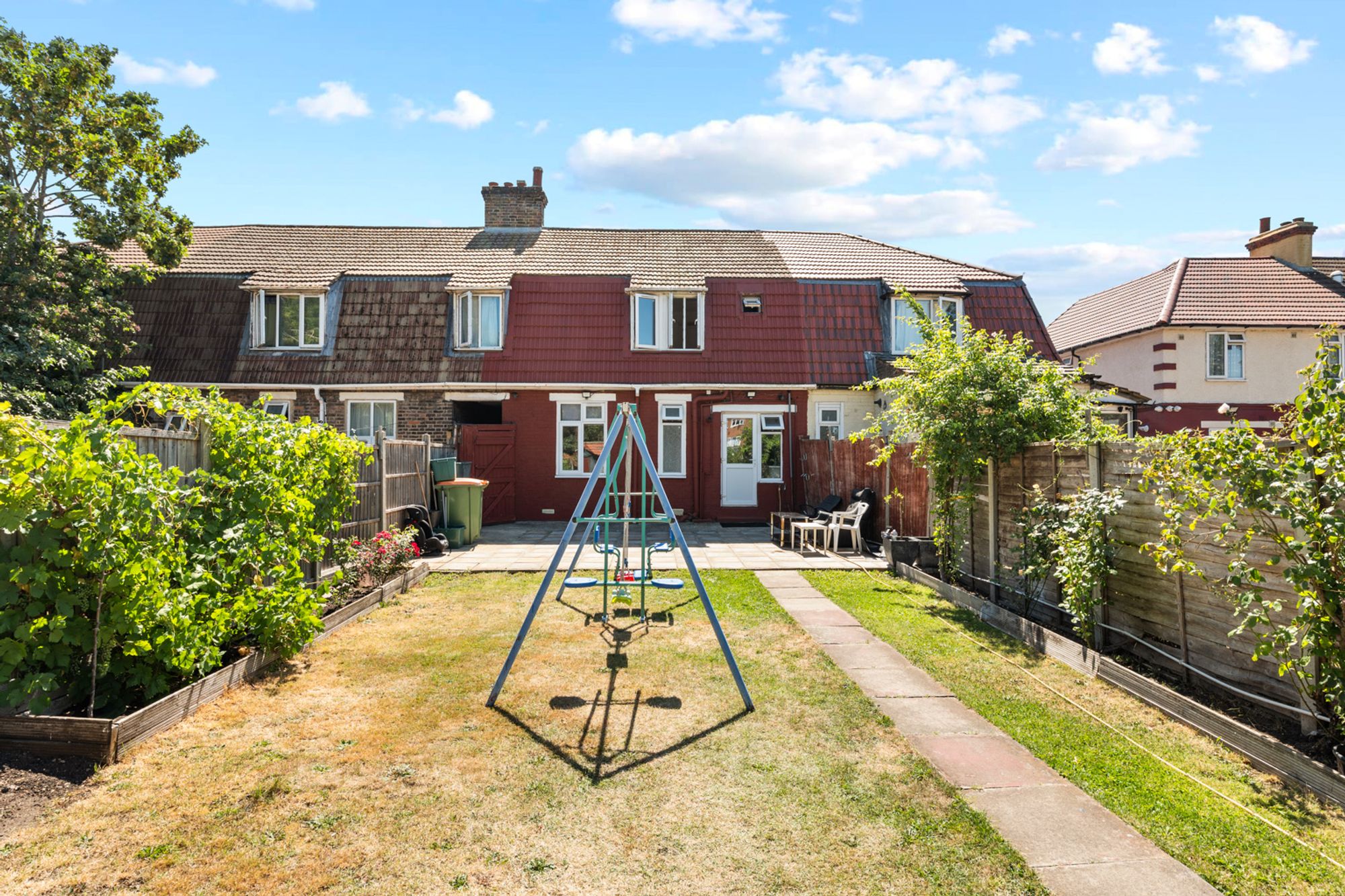 4 bed mid-terraced house for sale in Fleming Mead, Mitcham, CR4  - Property Image 22