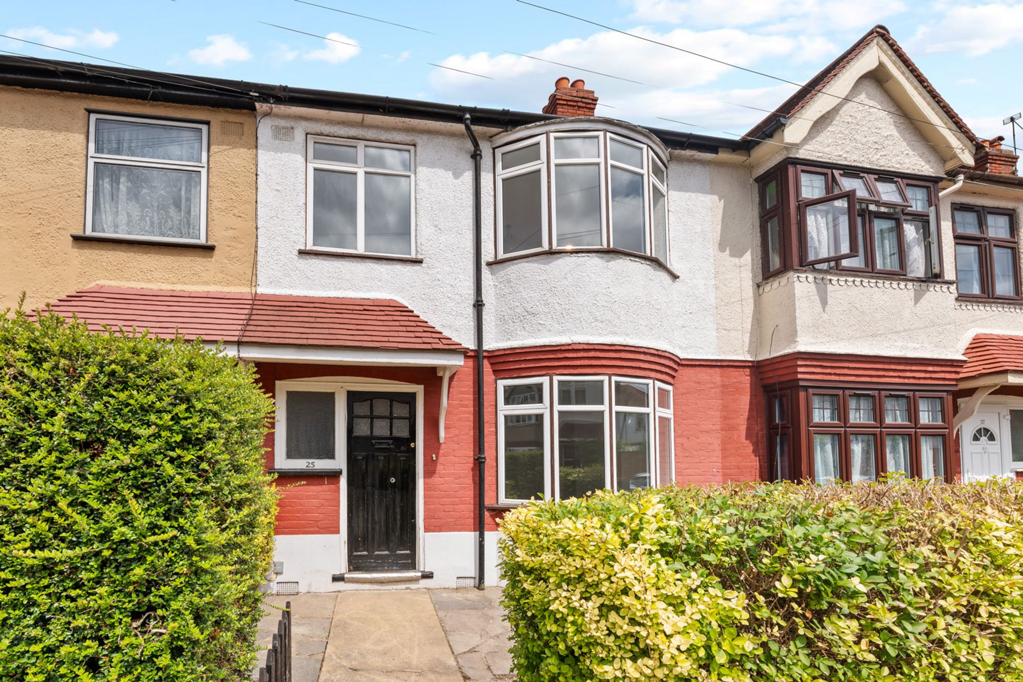 3 bed mid-terraced house for sale in Russell Road, Mitcham, CR4