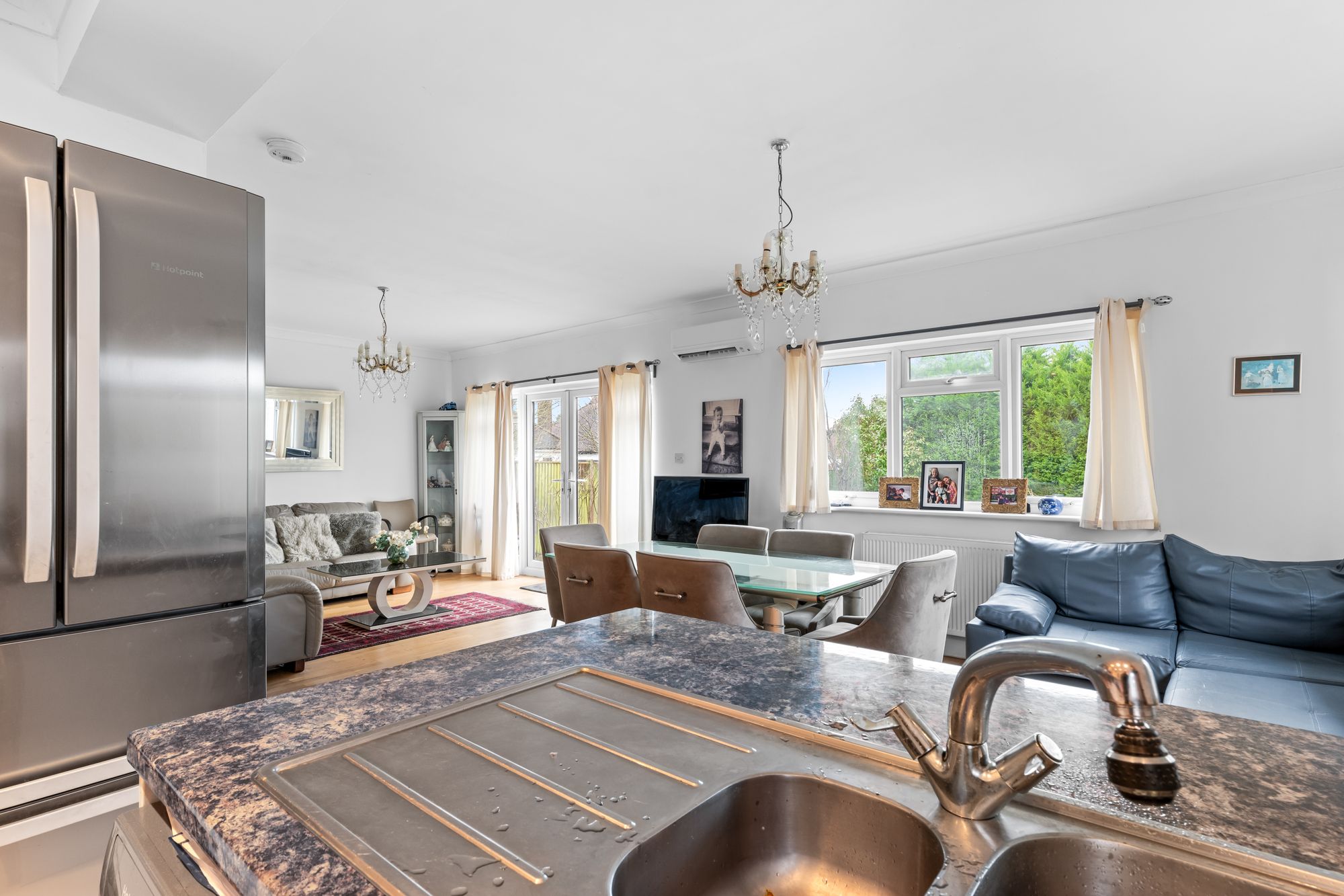 3 bed detached bungalow for sale in Princes Avenue, South Croydon, CR2 - Property Image 7