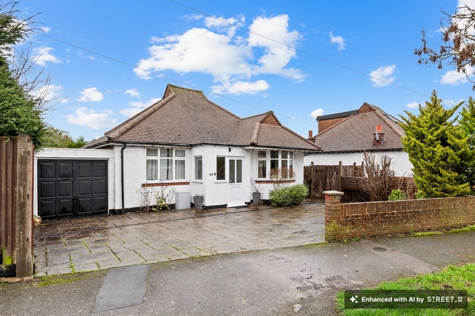 3 bed detached bungalow for sale in Princes Avenue, South Croydon, CR2 - Property Image 1