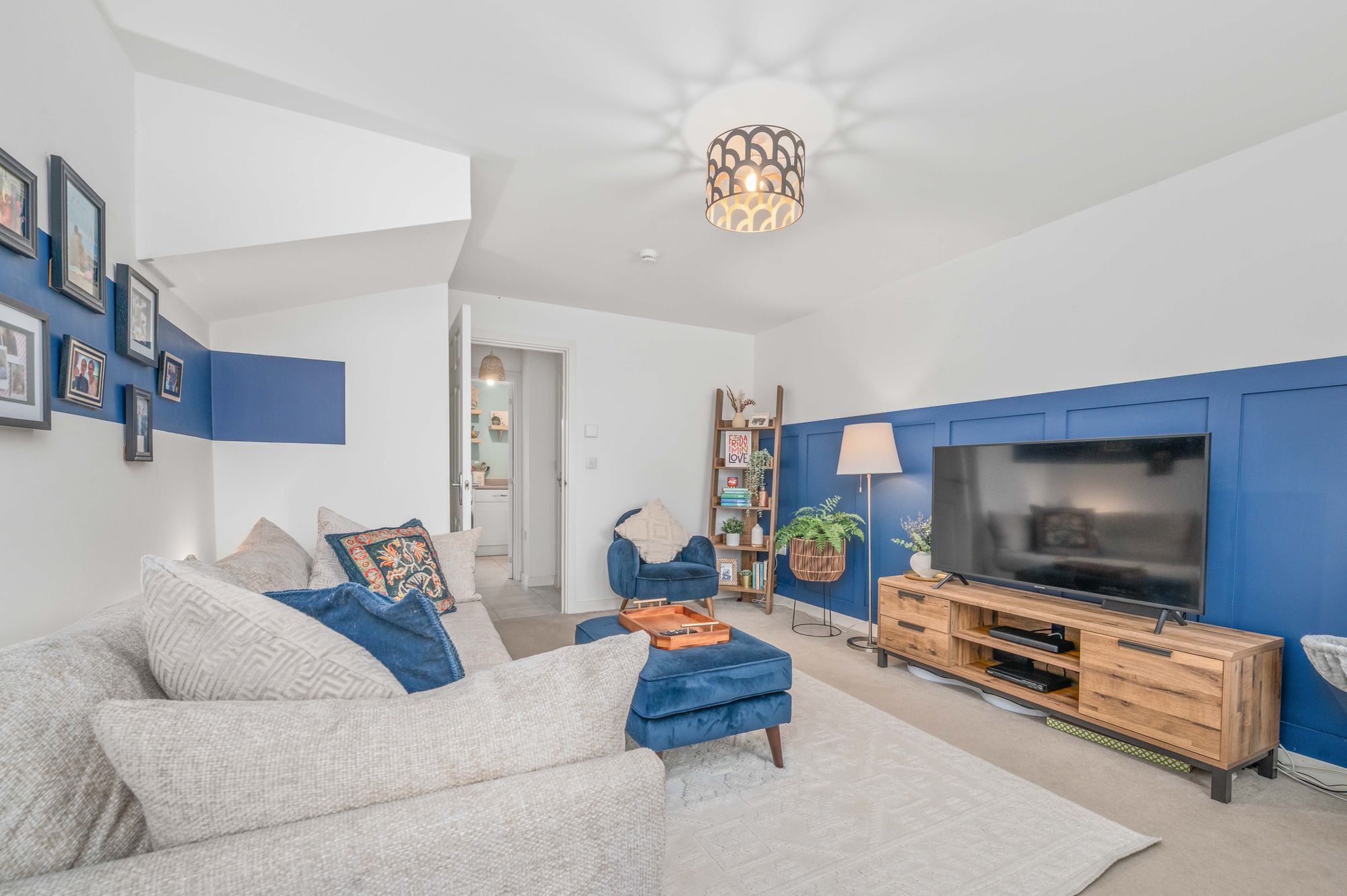 3 bed semi-detached house for sale in Willow Way, Meon Vale, CV37 11