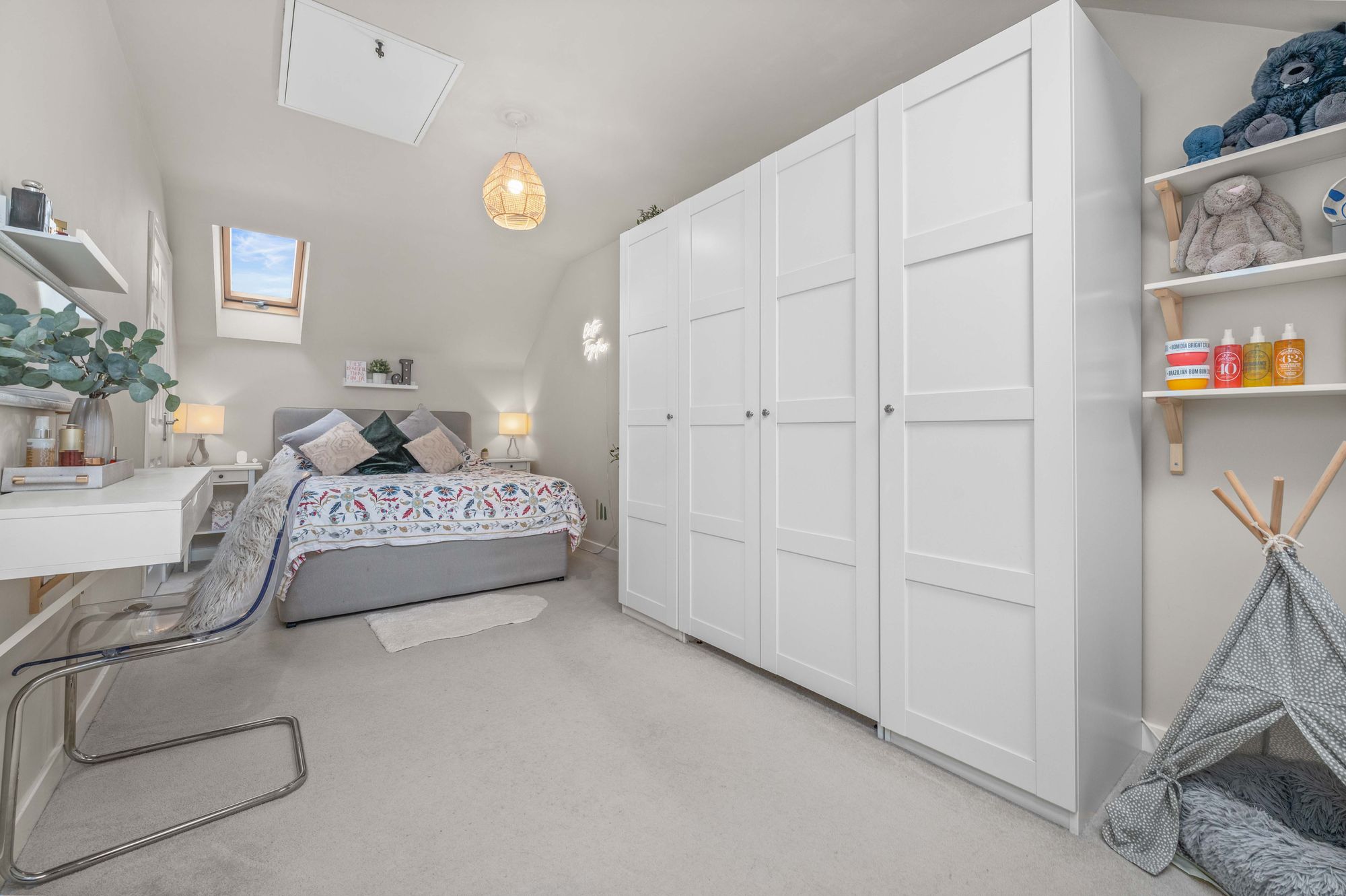 3 bed semi-detached house for sale in Willow Way, Meon Vale, CV37  - Property Image 4