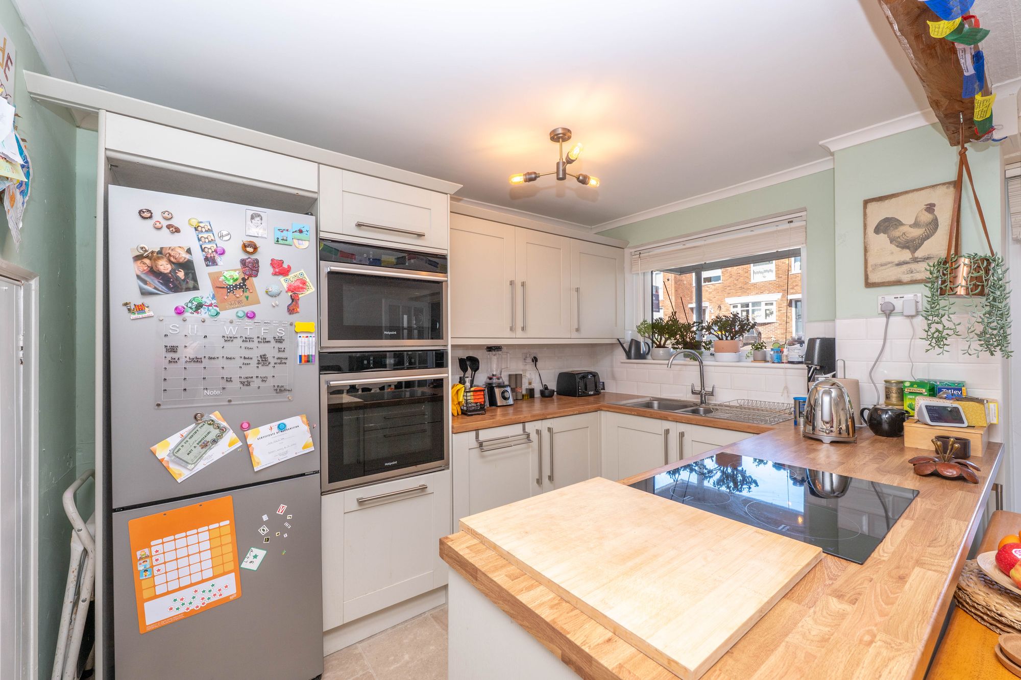 3 bed end of terrace house for sale in Hales Close, Snitterfield, CV37 3