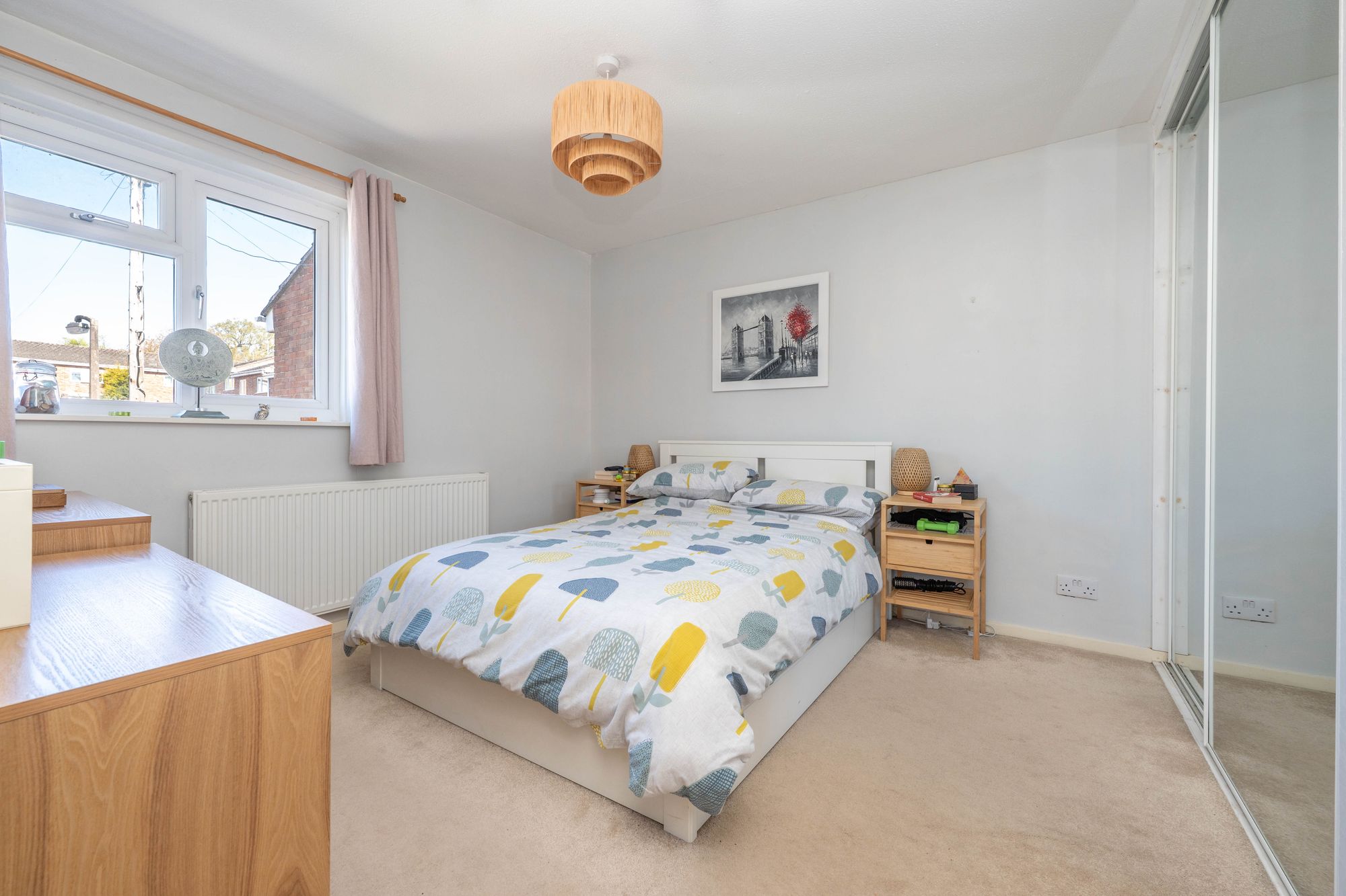 3 bed end of terrace house for sale in Hales Close, Snitterfield, CV37 5