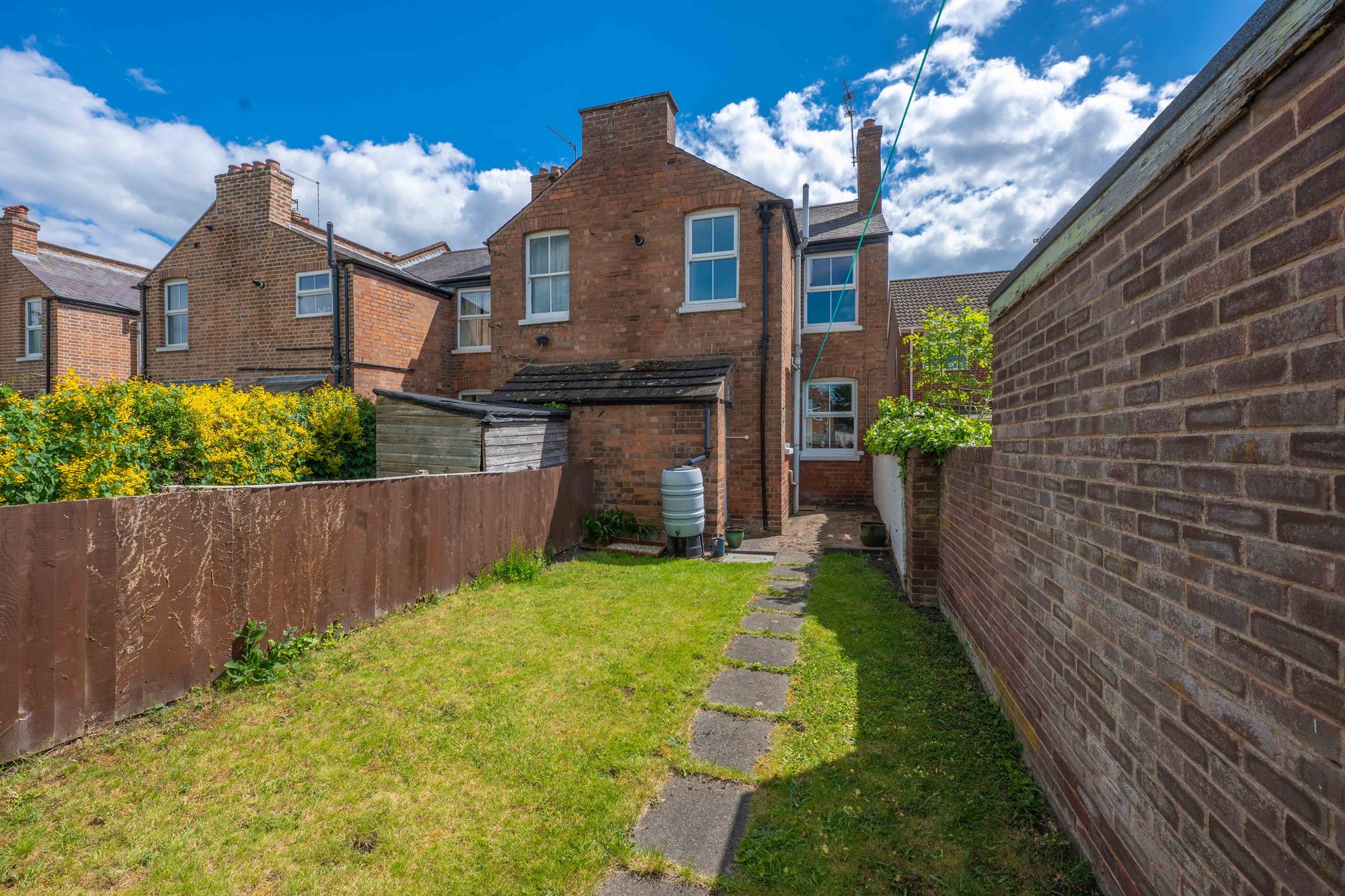2 bed terraced house for sale in Vine Lane, Warwick, CV34 11
