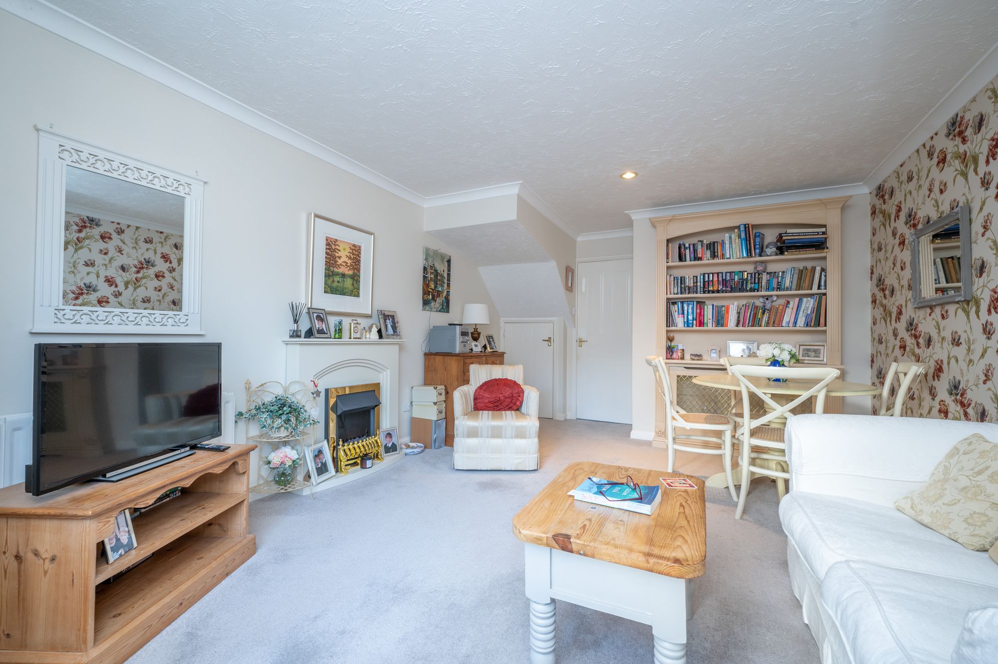 2 bed end of terrace house for sale in New Street, Stratford-Upon-Avon, CV37  - Property Image 11