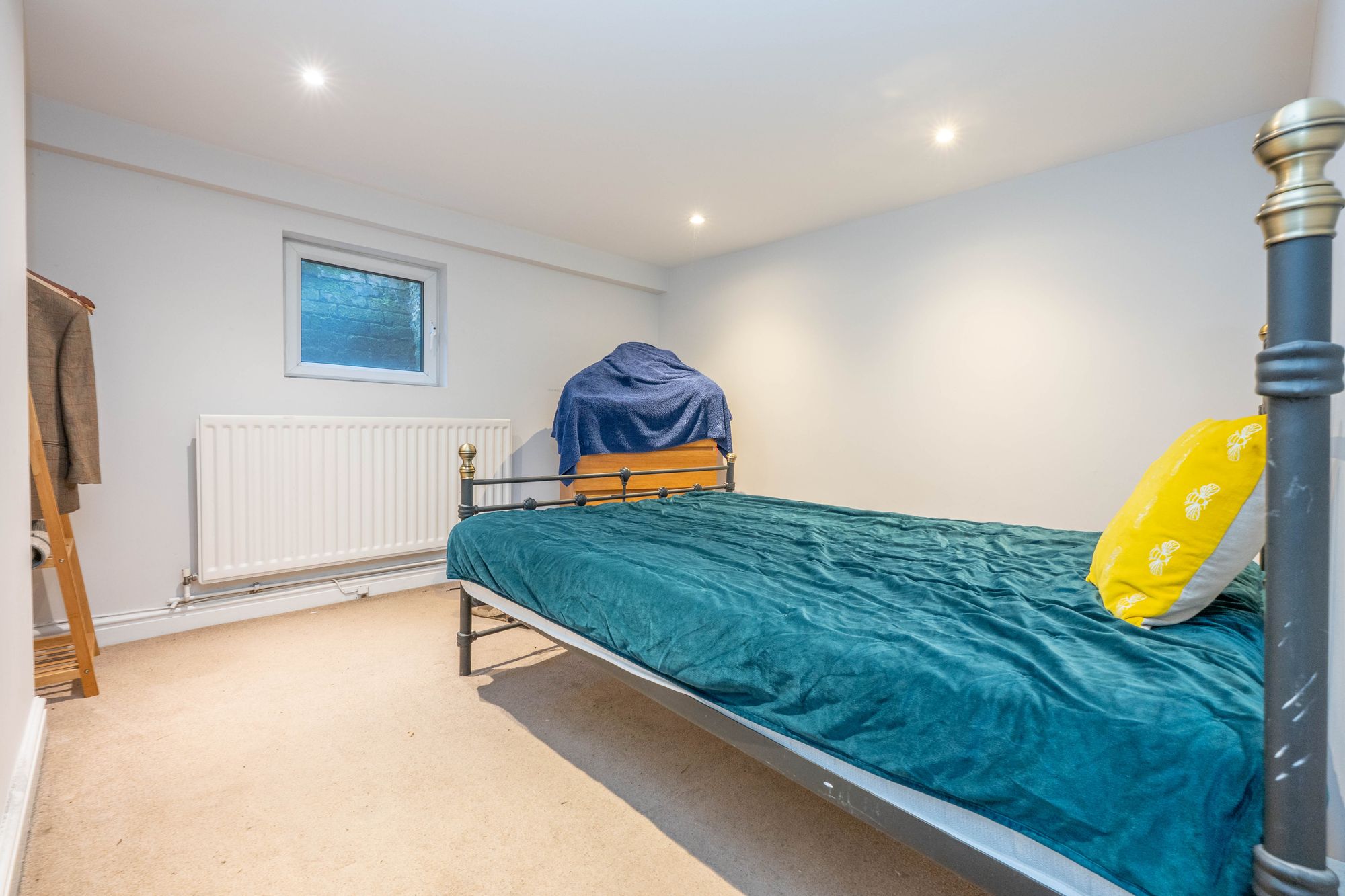 3 bed mid-terraced house for sale in Clopton Road, Stratford-Upon-Avon, CV37  - Property Image 10