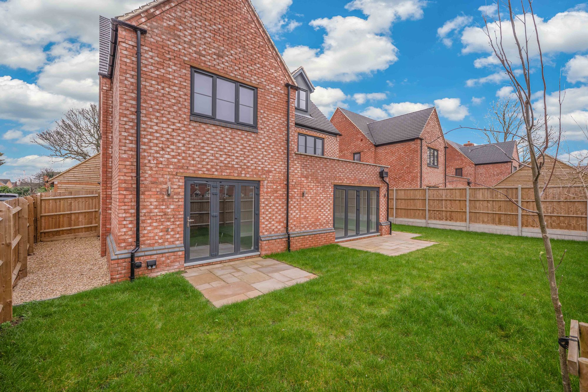5 bed detached house for sale in Spa Farm Court, Stratford-Upon-Avon, CV37  - Property Image 14