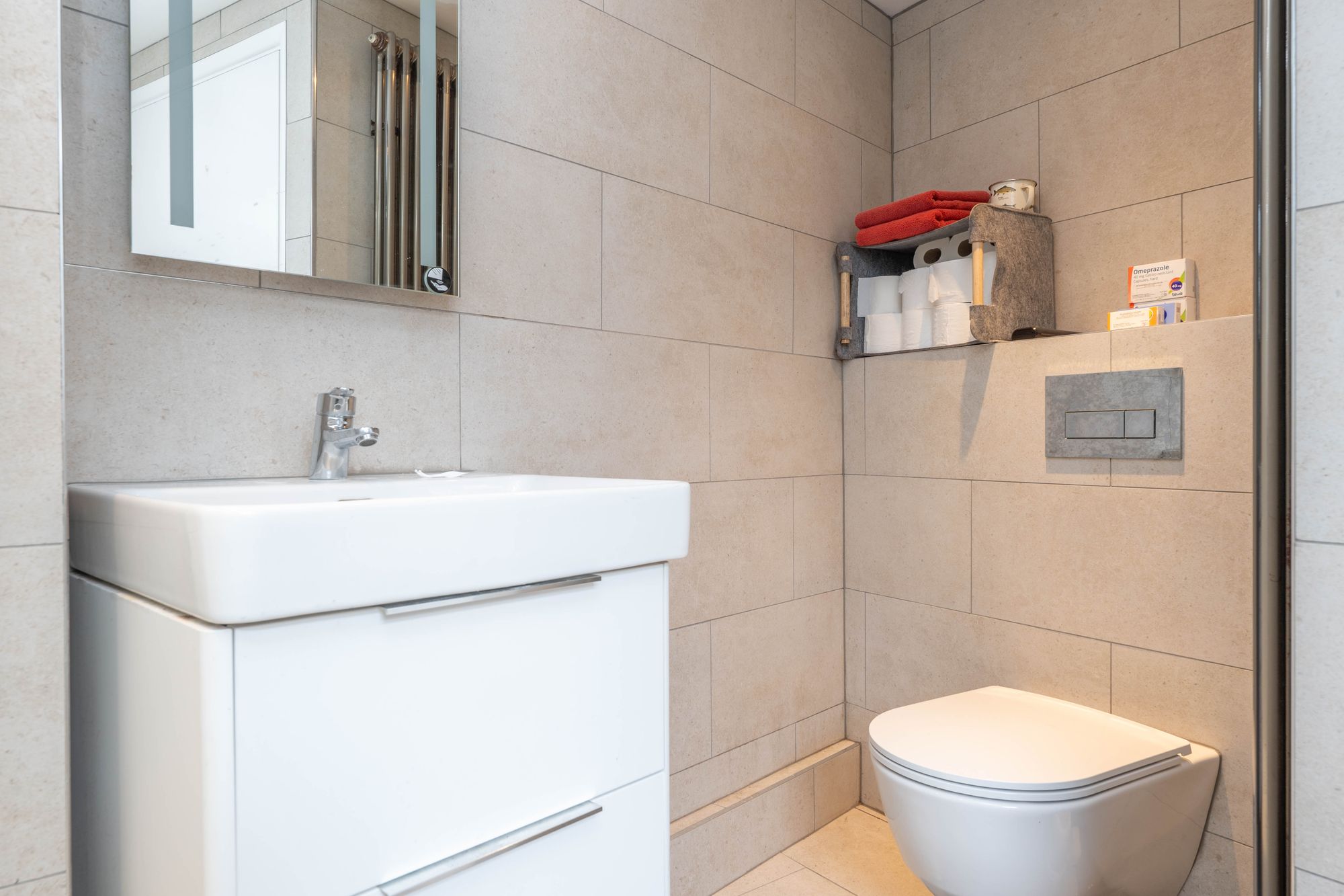 2 bed end of terrace house for sale in Narrow Lane, Stratford-Upon-Avon, CV37  - Property Image 9