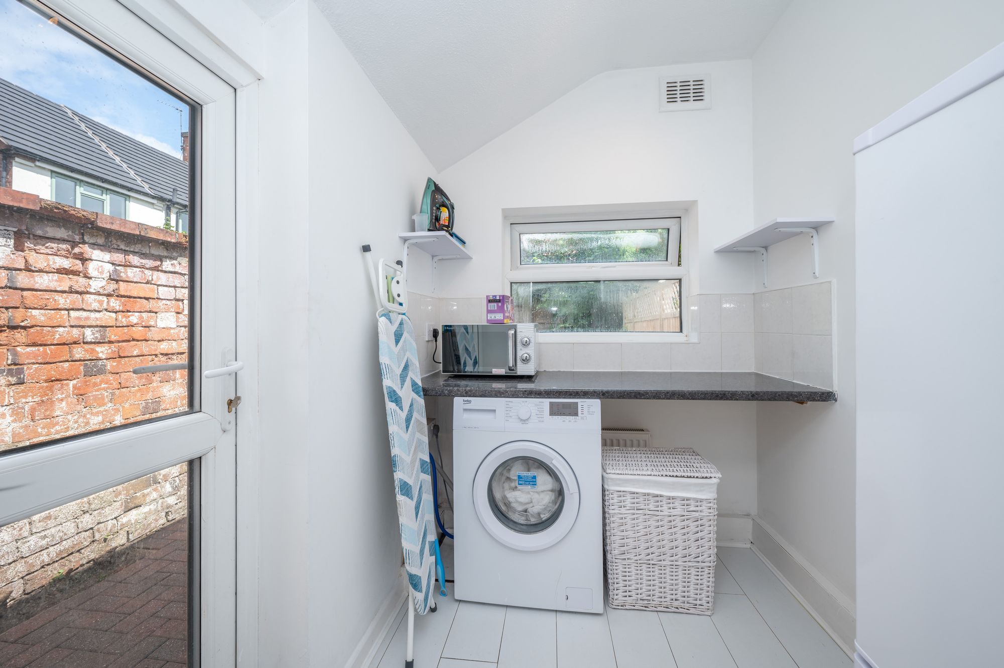 3 bed mid-terraced house for sale in Henry Street, Kenilworth, CV8 12