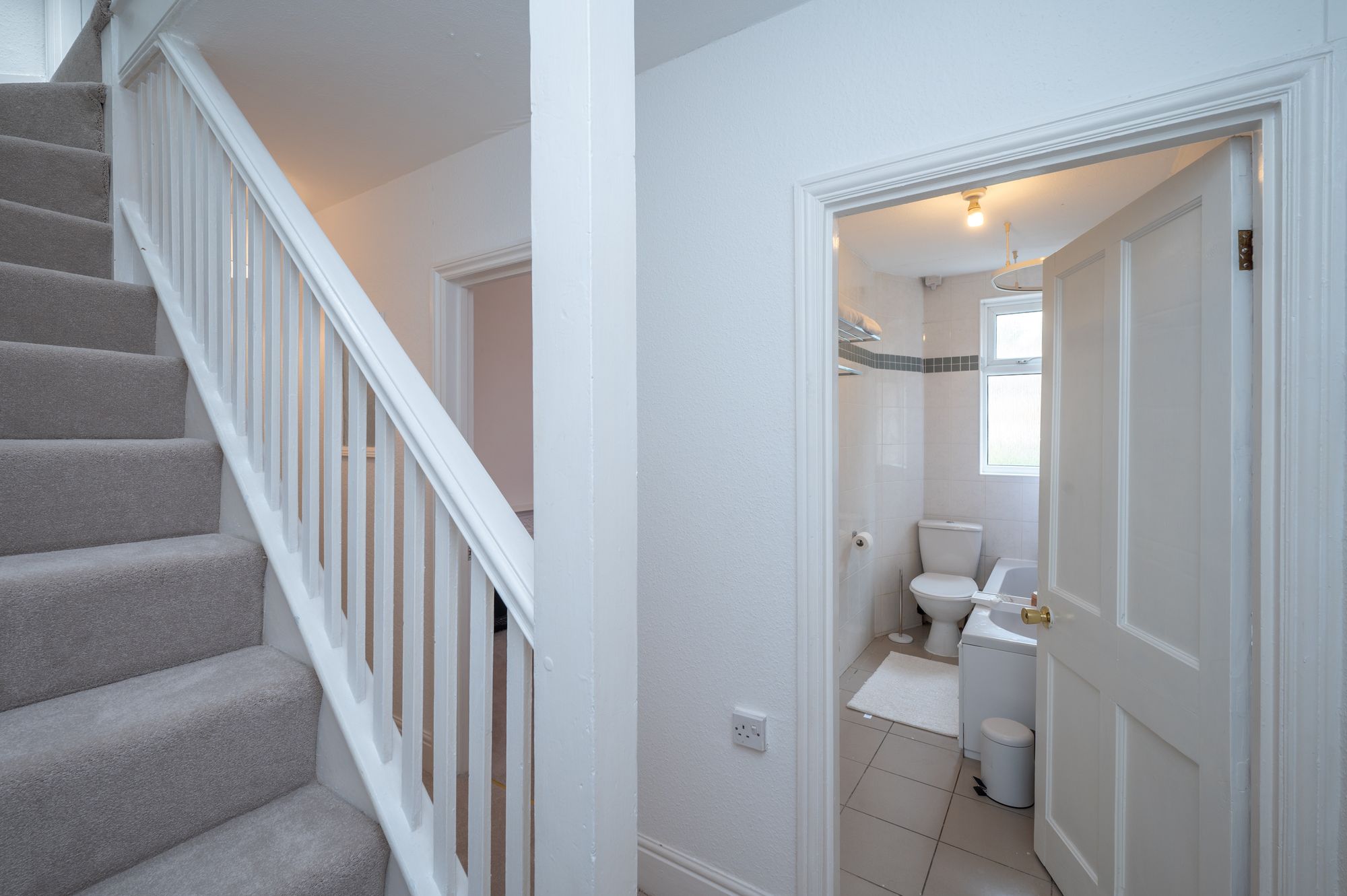 3 bed mid-terraced house for sale in Henry Street, Kenilworth, CV8 13