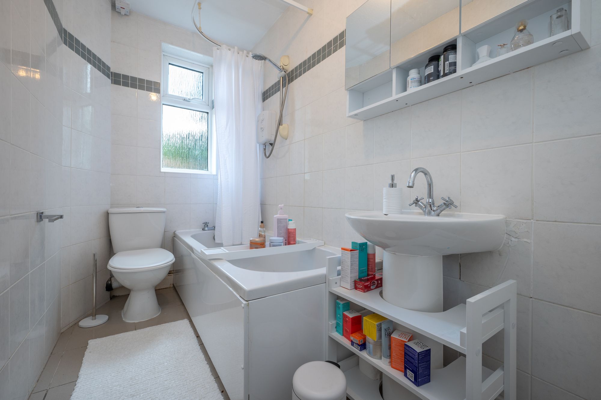 3 bed mid-terraced house for sale in Henry Street, Kenilworth, CV8 7