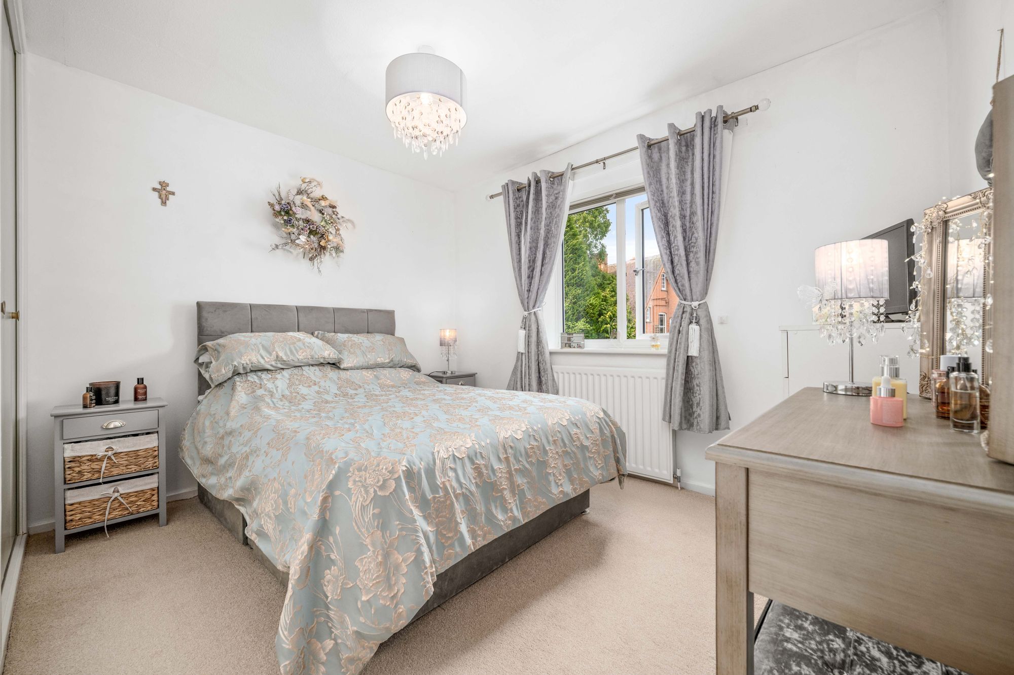 3 bed apartment for sale in Welcombe Road, The Beeches, CV37 7
