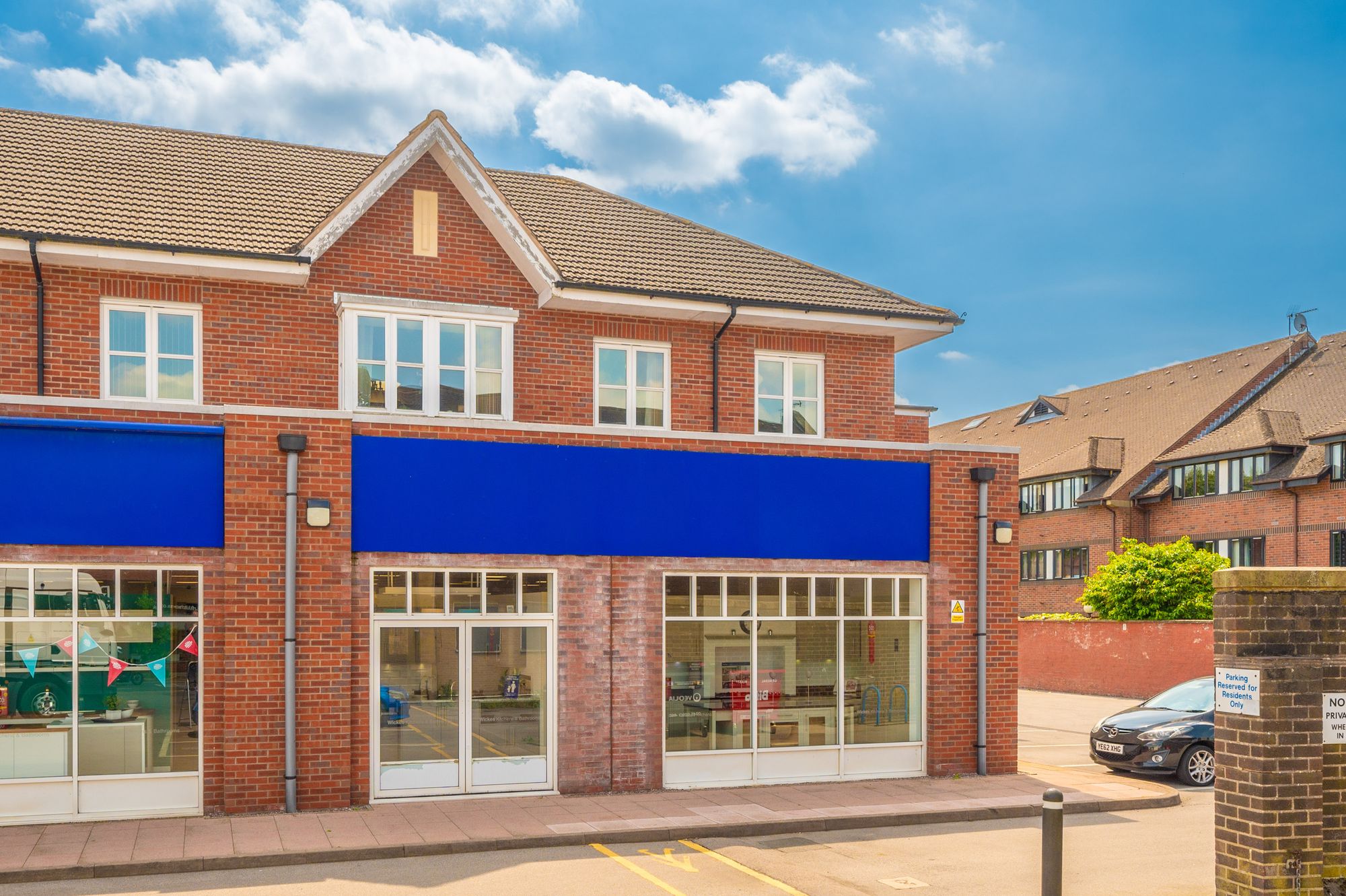 2 bed apartment for sale in Coten End, Warwick, CV34  - Property Image 1