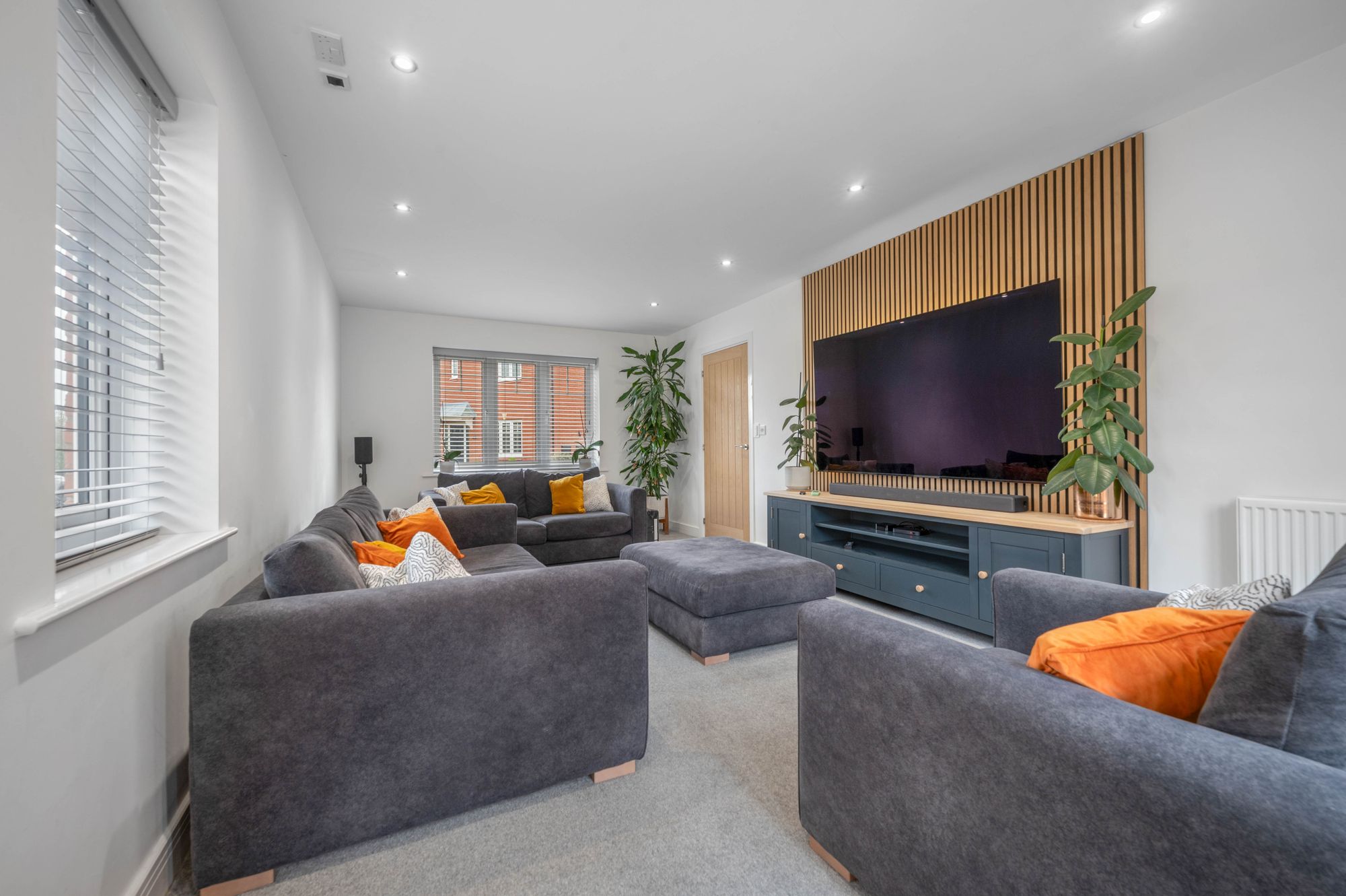 4 bed detached house for sale in Kensington Close, Stratford-Upon-Avon, CV37  - Property Image 8