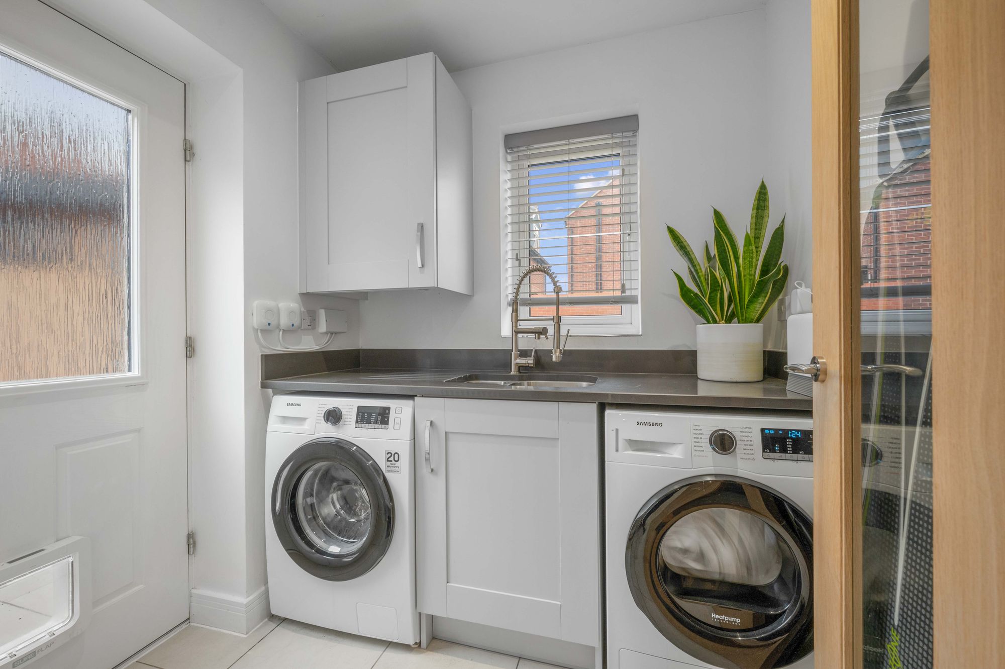 4 bed detached house for sale in Kensington Close, Stratford-Upon-Avon, CV37 9