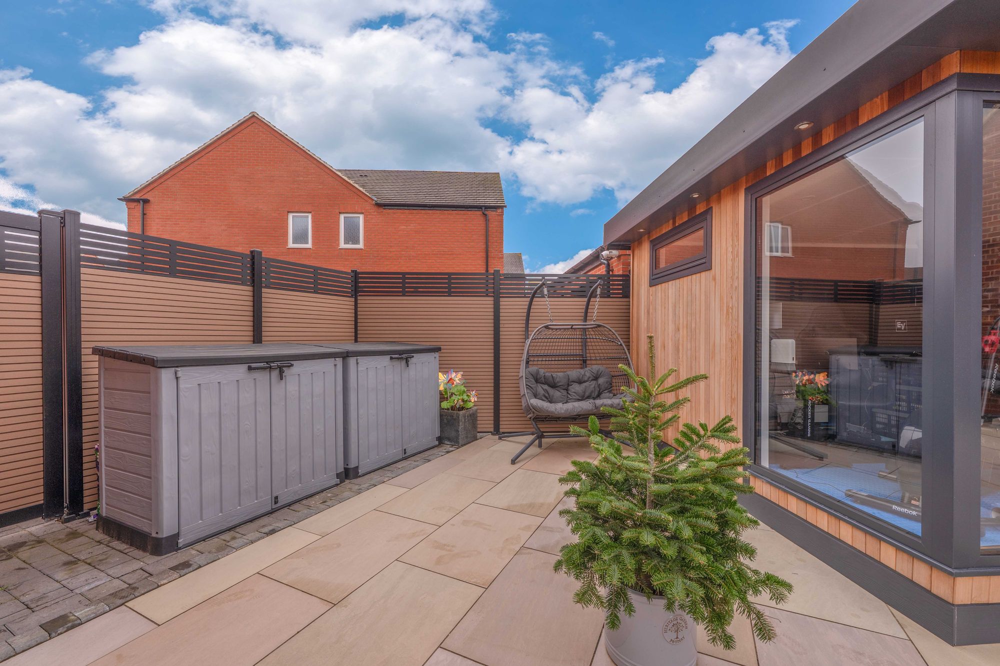 4 bed detached house for sale in Kensington Close, Stratford-Upon-Avon, CV37  - Property Image 29