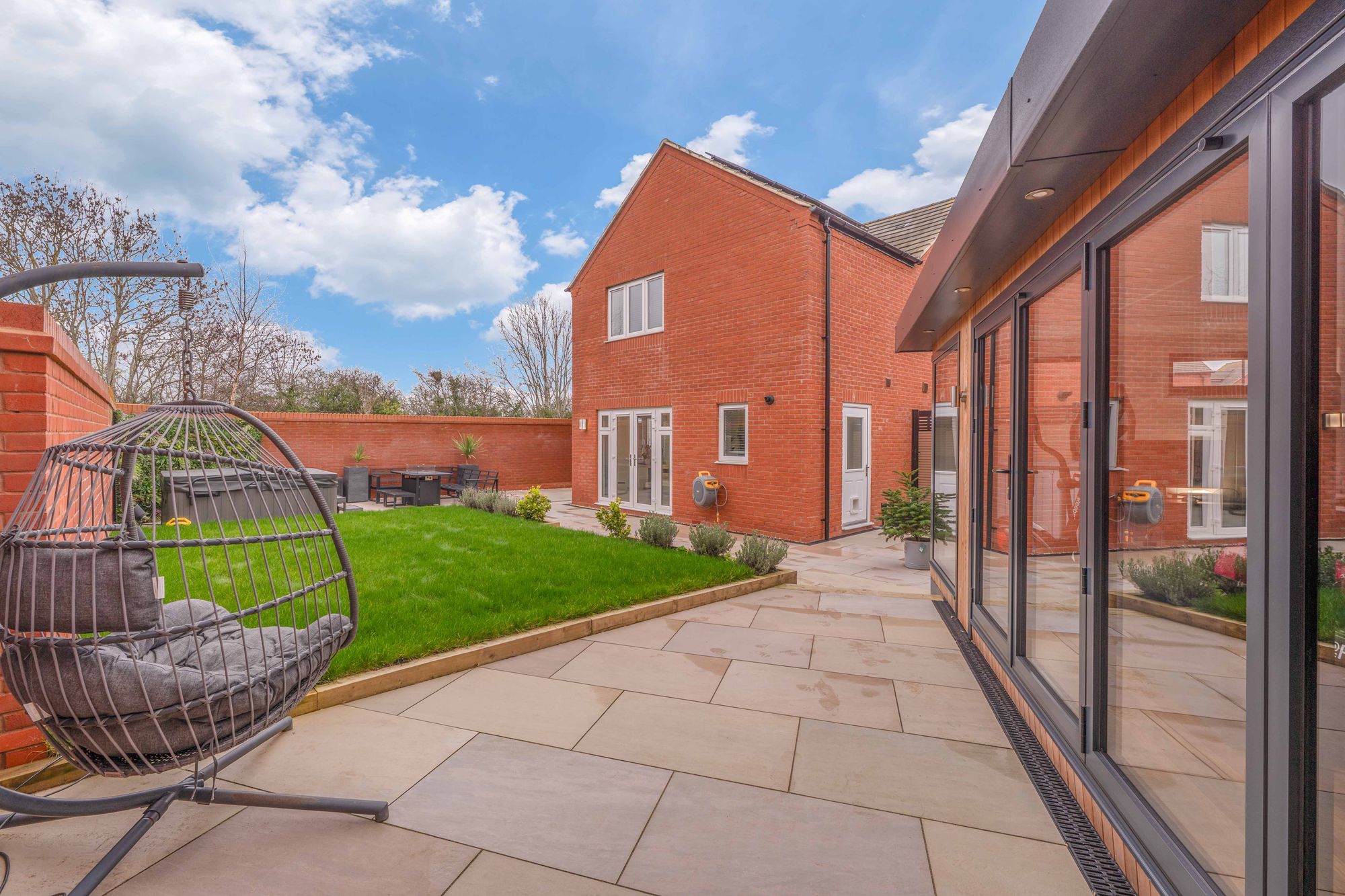 4 bed detached house for sale in Kensington Close, Stratford-Upon-Avon, CV37 12