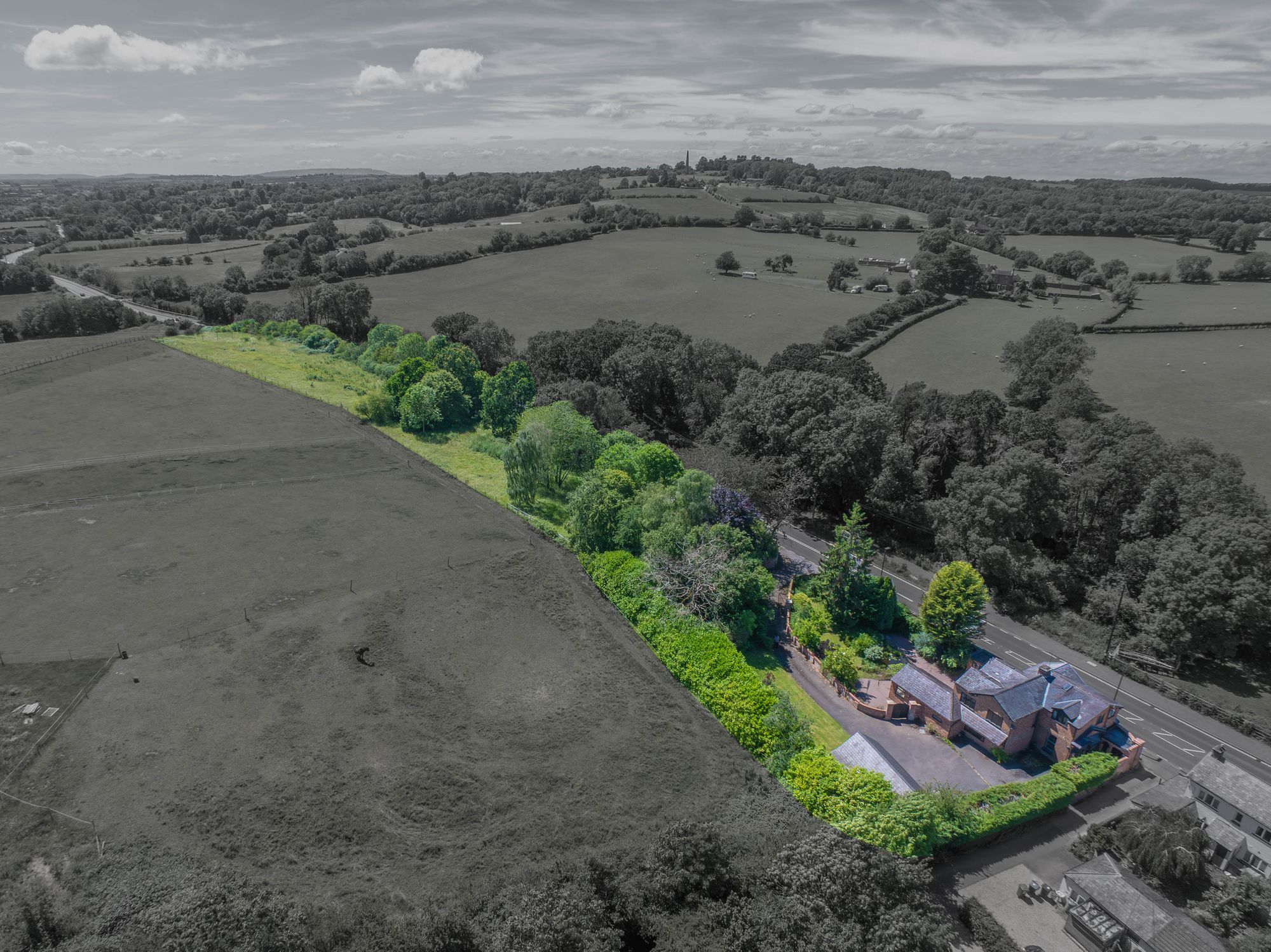 6 bed detached house for sale in Warwick Road, Stratford-Upon-Avon, CV37  - Property Image 1