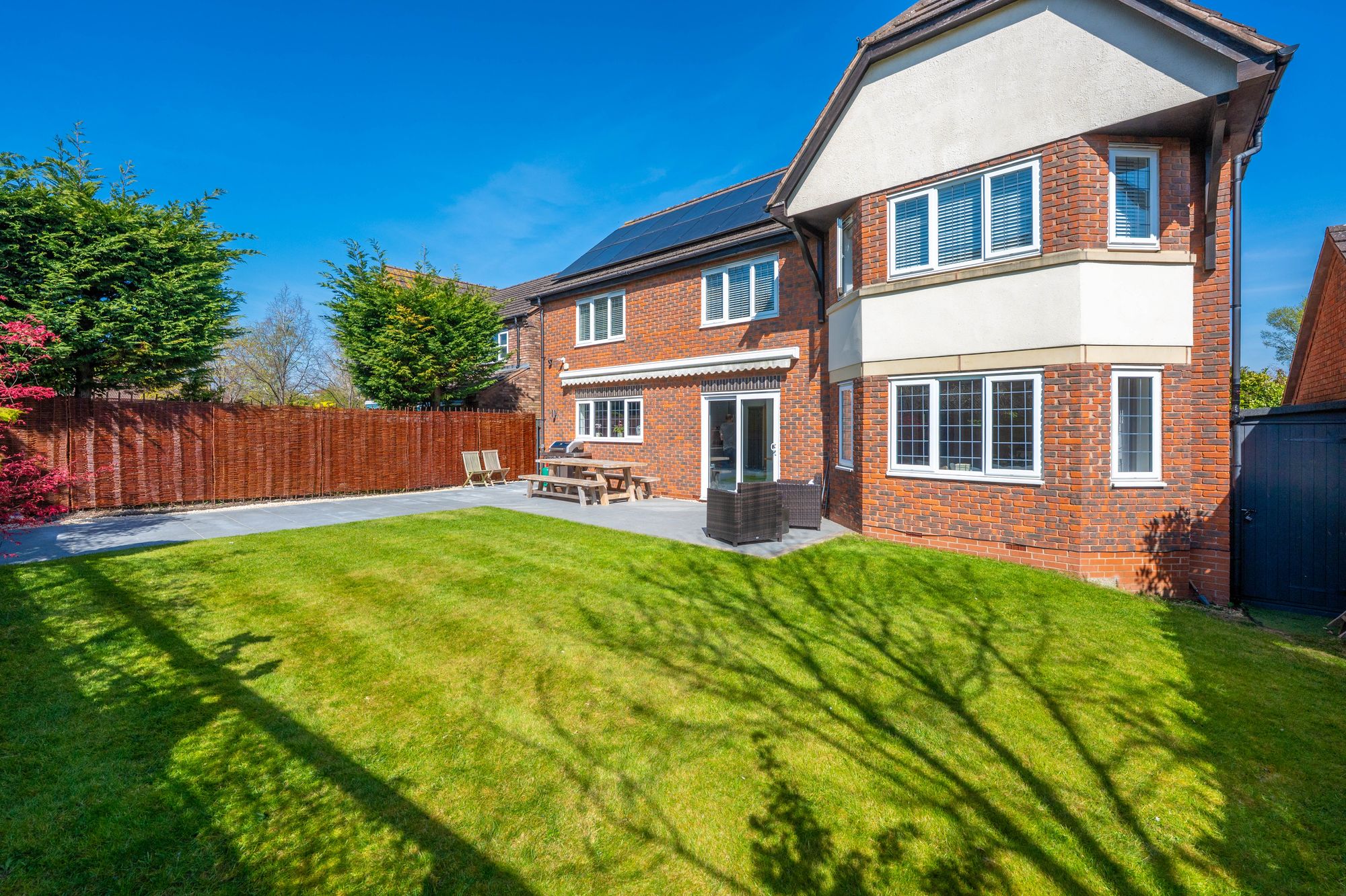 5 bed detached house for sale in Darlow Drive, Stratford-Upon-Avon, CV37 29