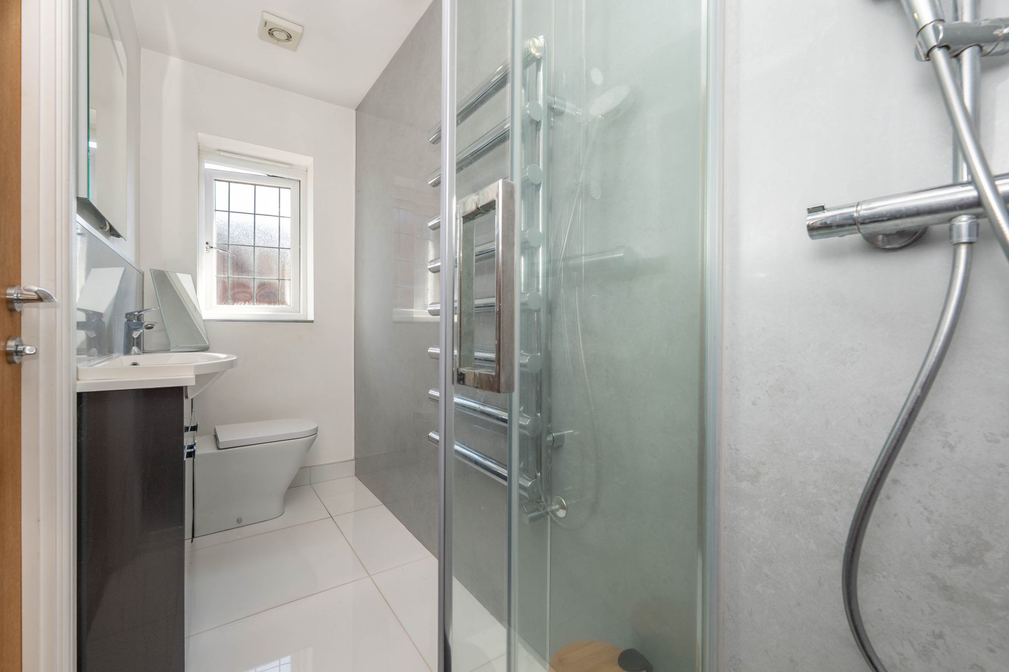 5 bed detached house for sale in Darlow Drive, Stratford-Upon-Avon, CV37  - Property Image 19