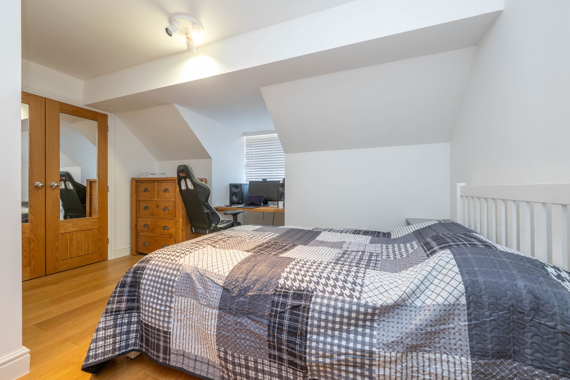 5 bed detached house for sale in Darlow Drive, Stratford-Upon-Avon, CV37  - Property Image 20