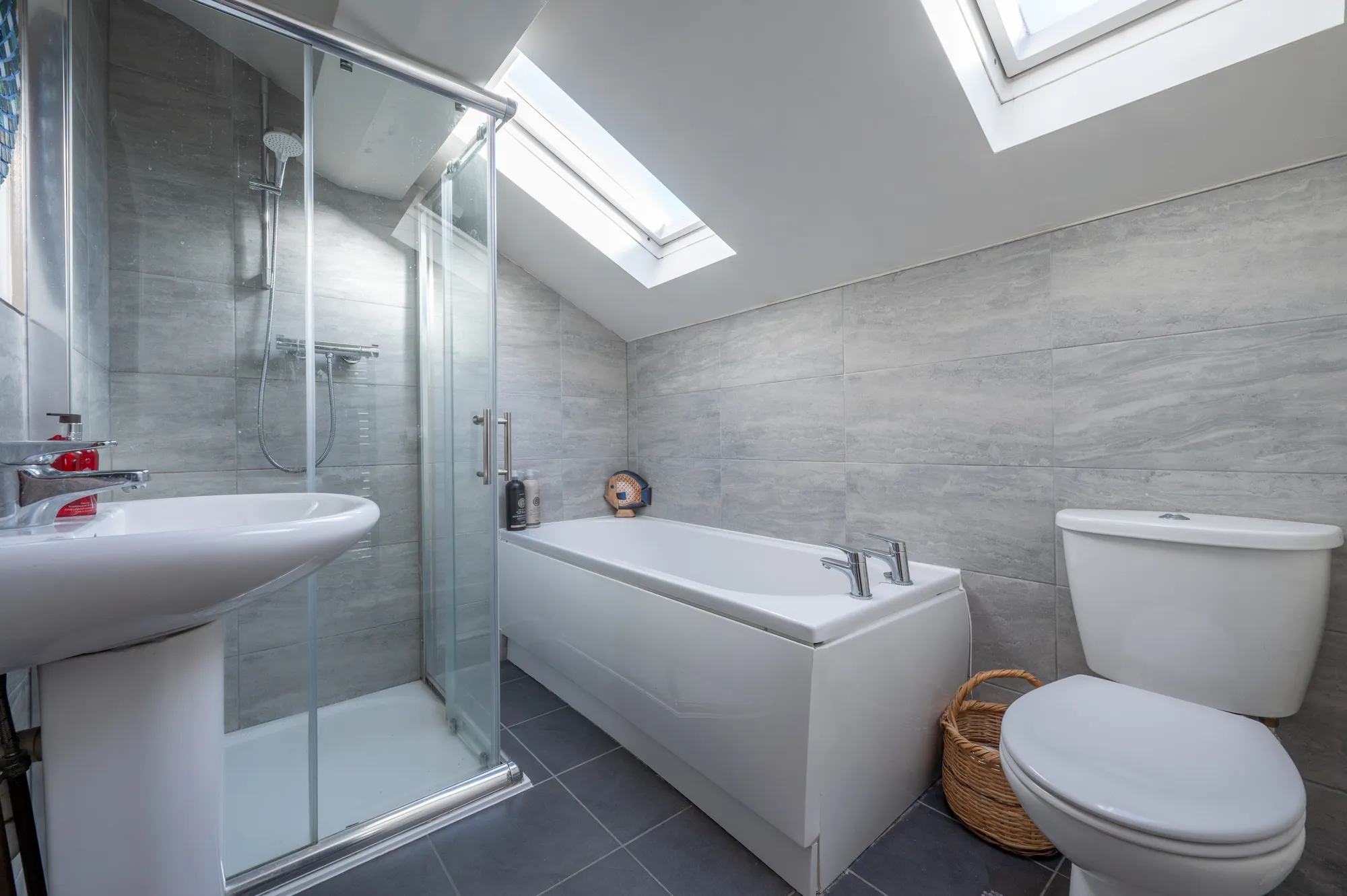 5 bed detached house for sale in Marton Road, Birdingbury, CV23 16