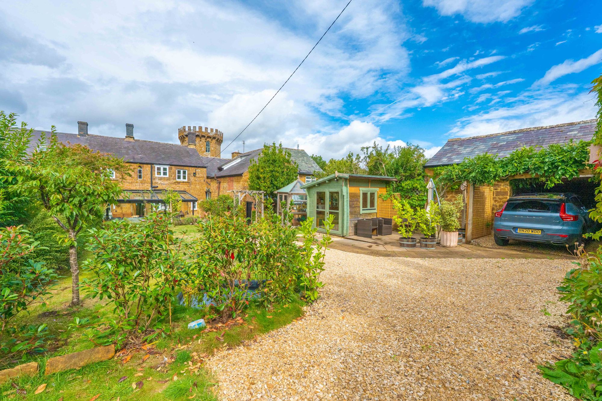 4 bed mid-terraced house for sale in Edgehill, Banbury, OX15  - Property Image 16