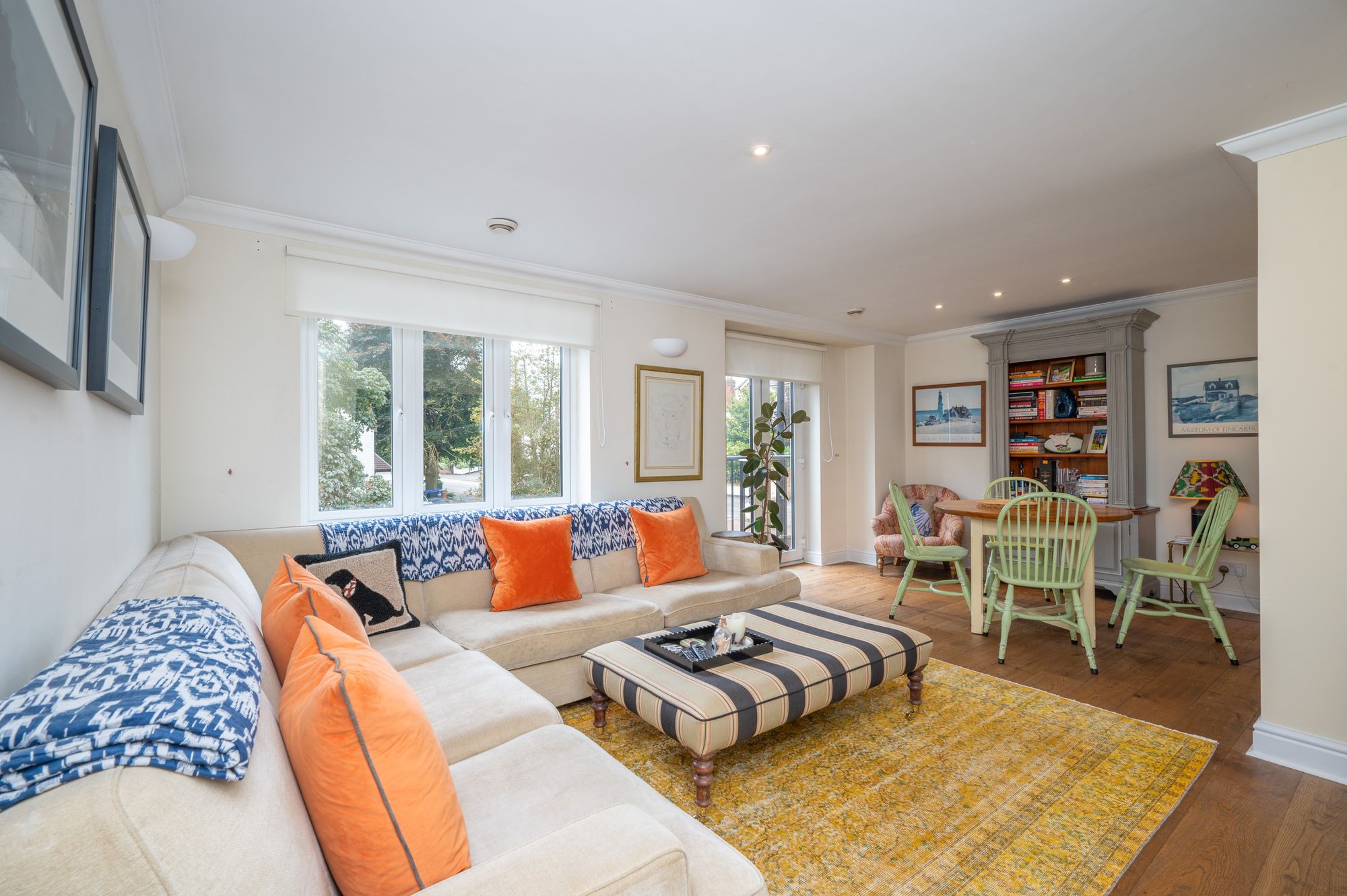 2 bed apartment for sale in Warwick Road, Stratford-Upon-Avon, CV37  - Property Image 2