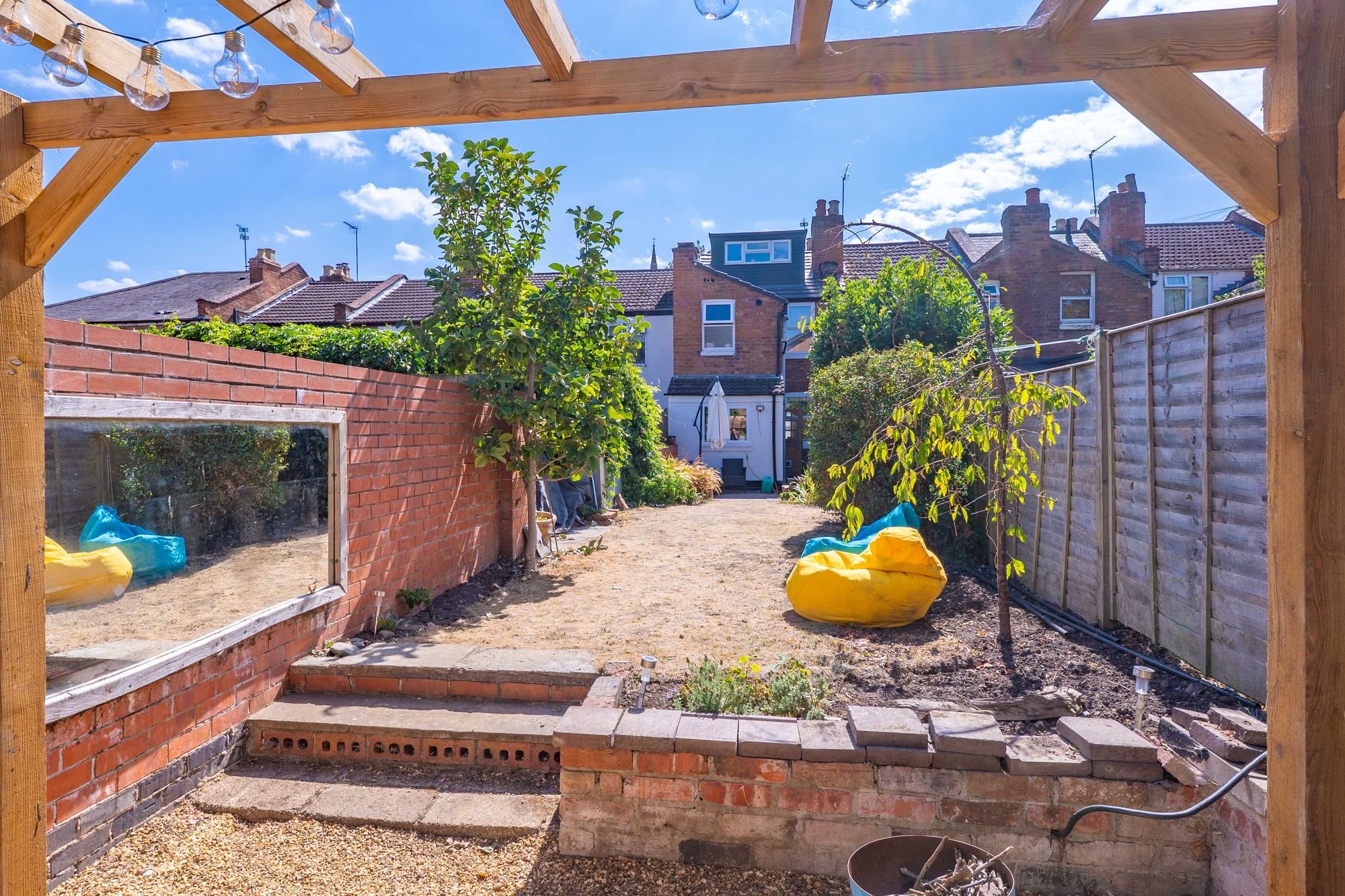 2 bed terraced house for sale in St. Georges Road, Leamington Spa, CV31 18