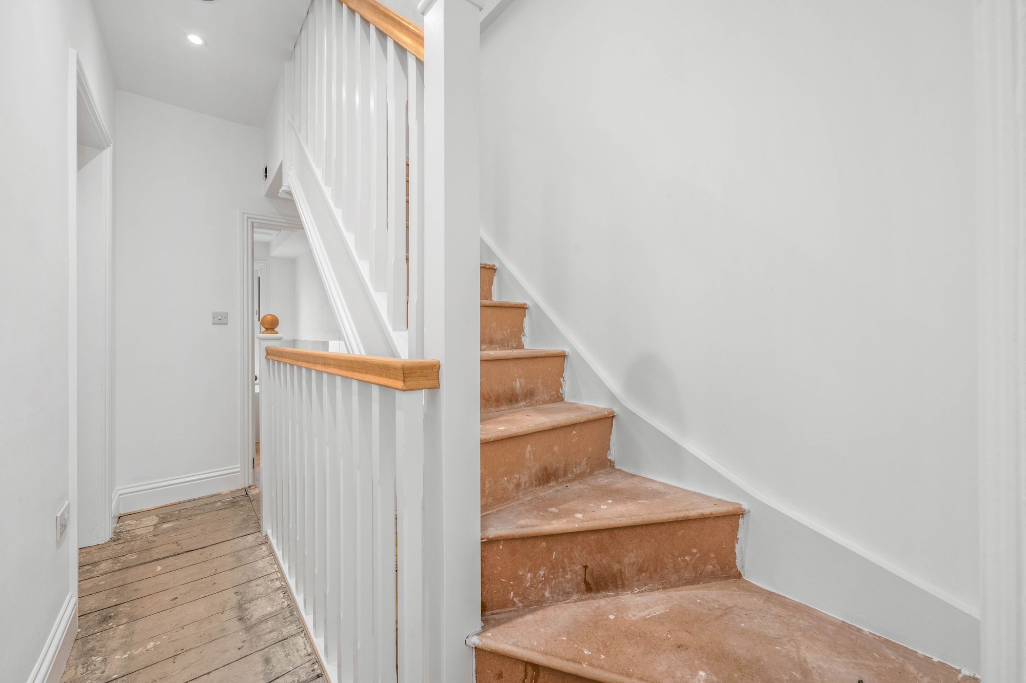 3 bed end of terrace house for sale in Percy Street, Stratford-Upon-Avon, CV37 7