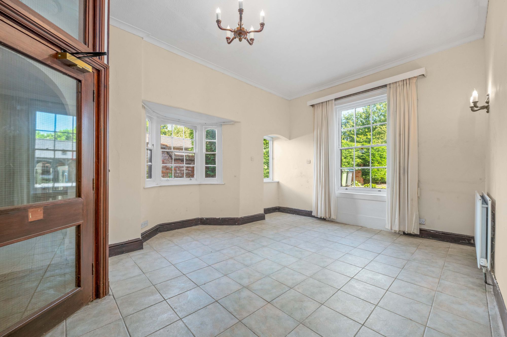 6 bed detached house for sale in Warwick Road, Stratford-Upon-Avon, CV37 4