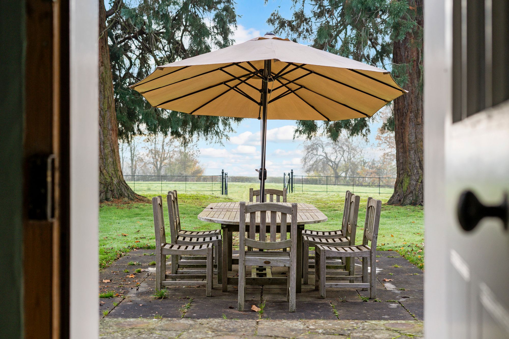 4 bed farm house for sale in Hatton Rock, Stratford-Upon-Avon, CV37 14