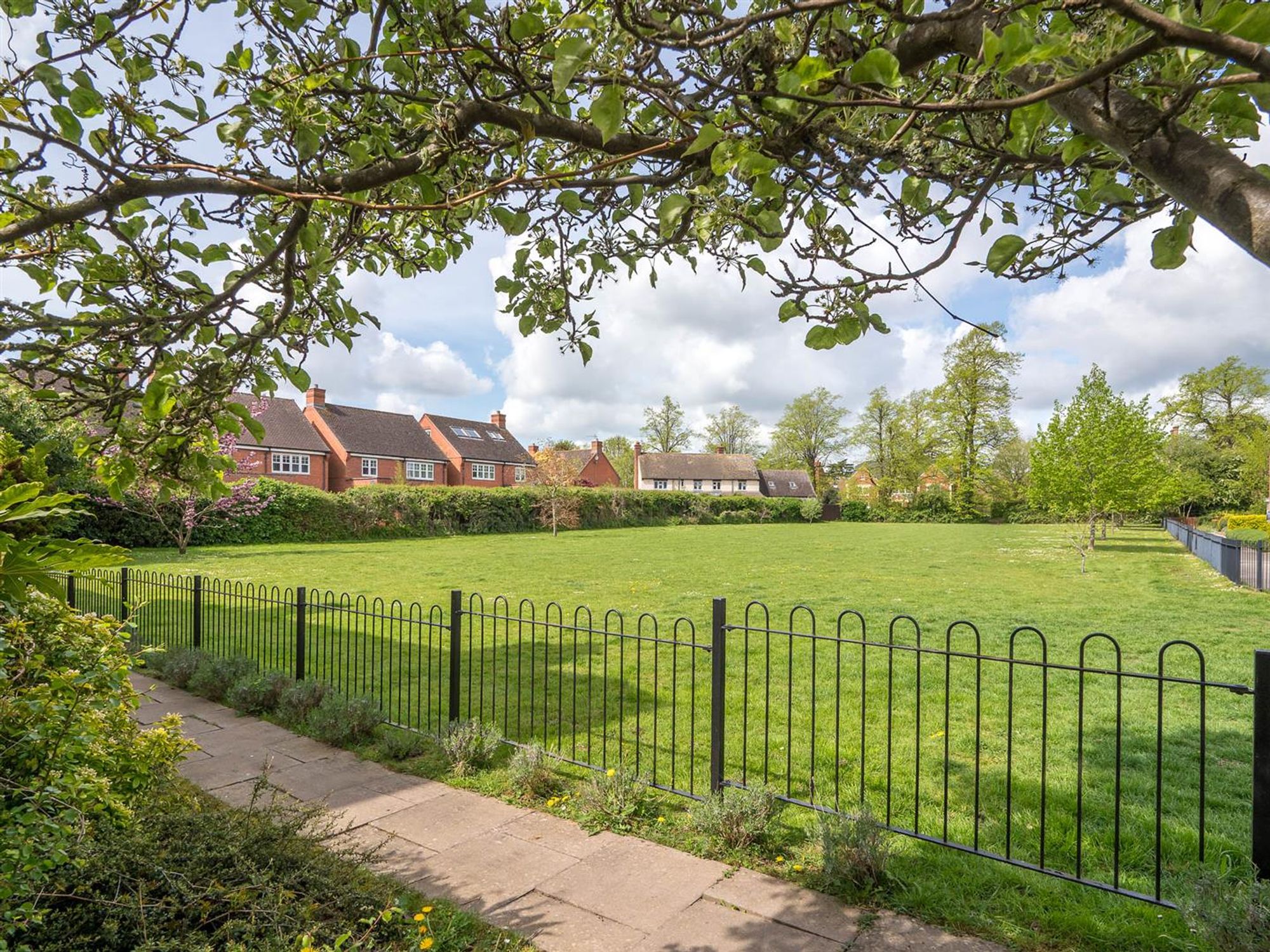 4 bed detached house for sale in St. Peters Way, Stratford-Upon-Avon, CV37  - Property Image 30