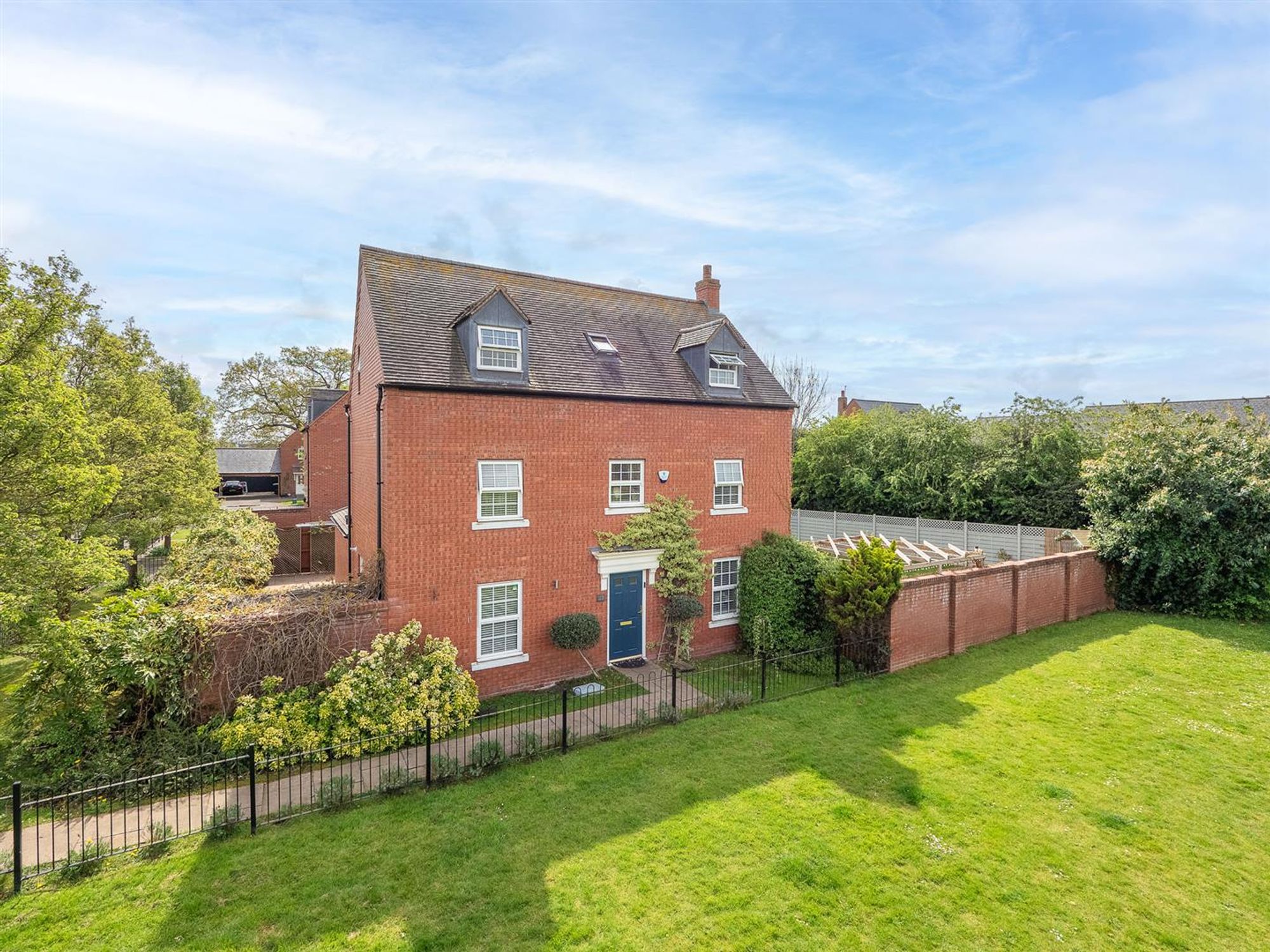 4 bed detached house for sale in St. Peters Way, Stratford-Upon-Avon, CV37 31