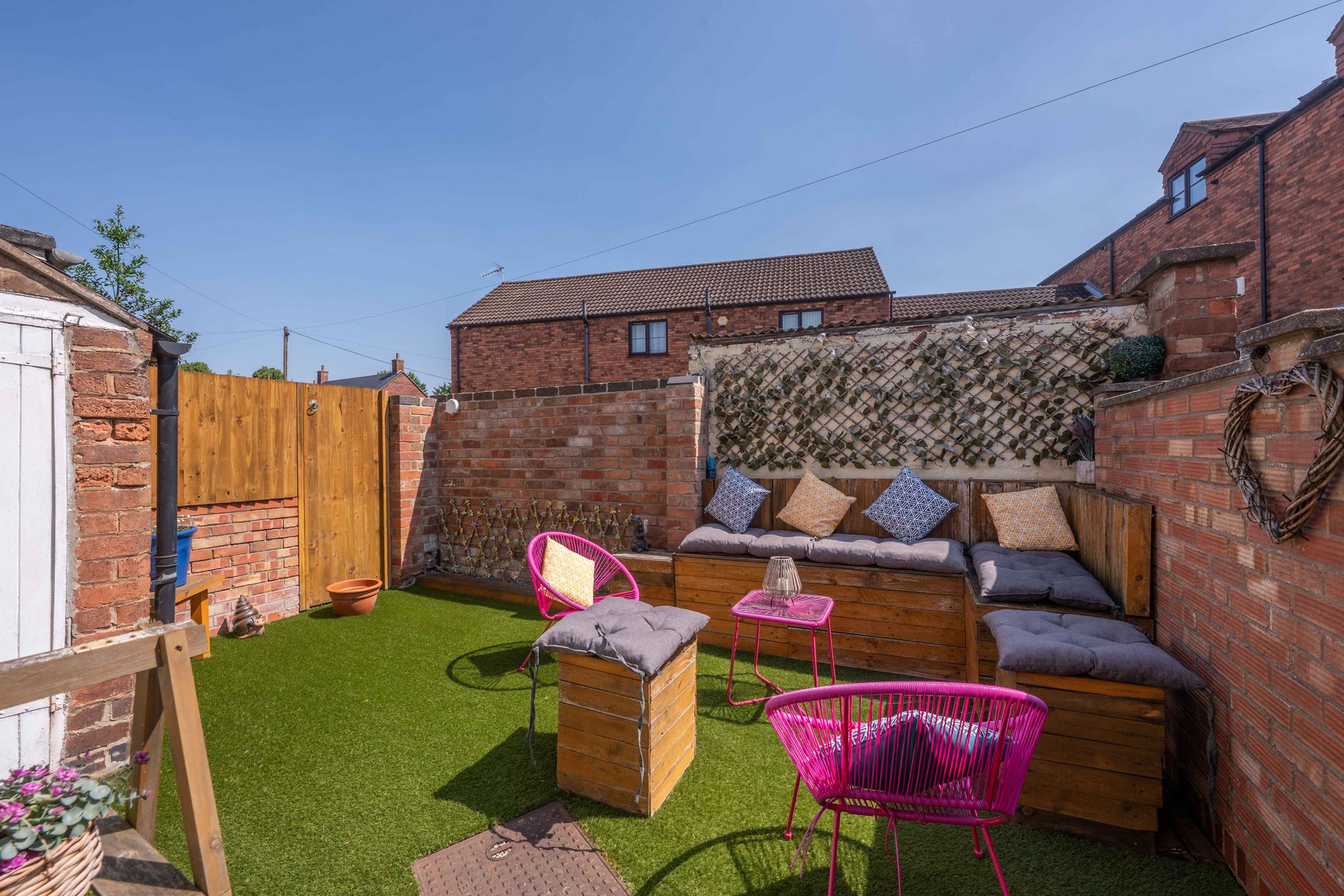 2 bed end of terrace house for sale in Cherry Street, Warwick, CV34 9