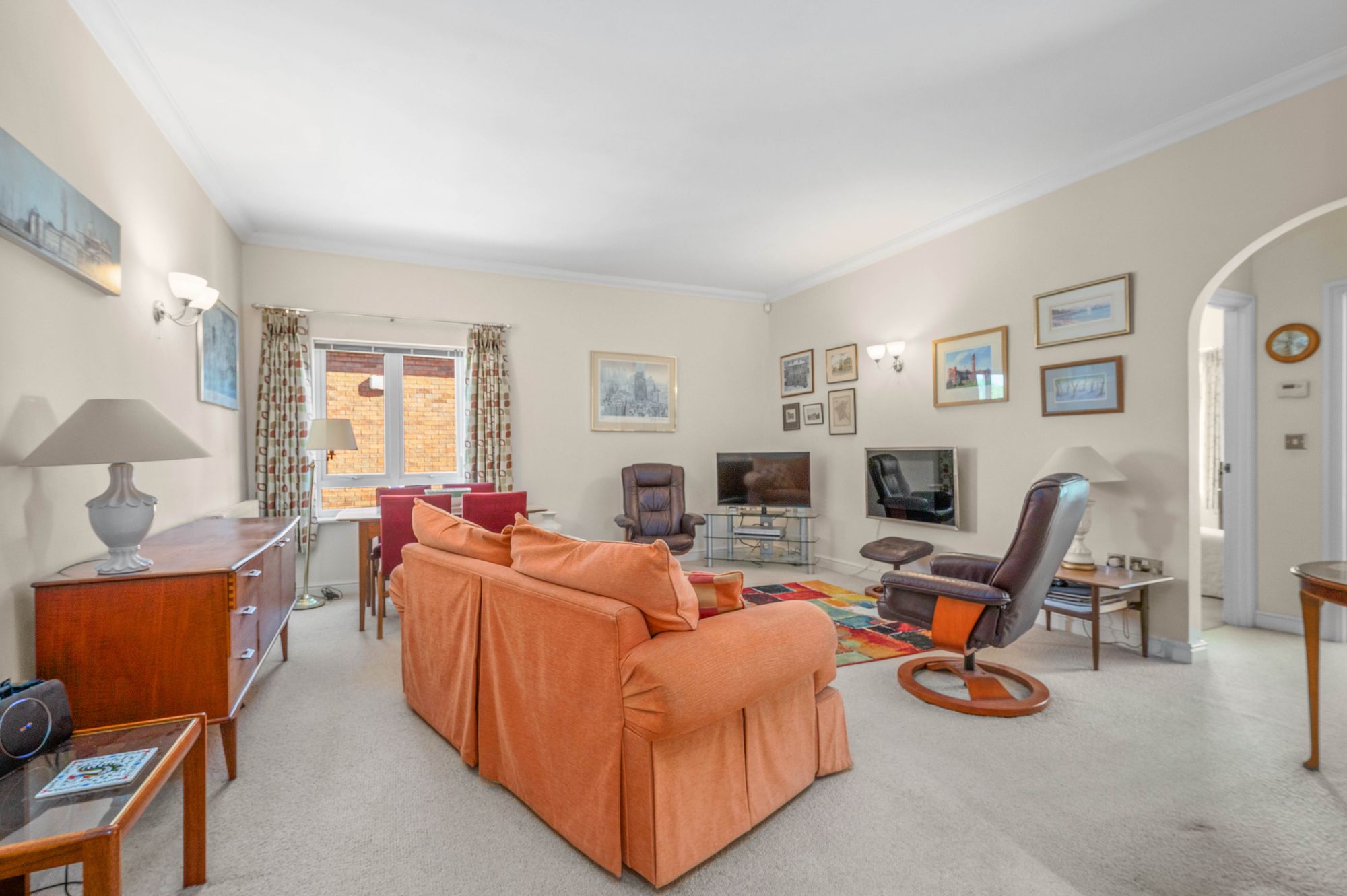 2 bed apartment for sale in Shipston Road, Stratford-Upon-Avon, CV37  - Property Image 2
