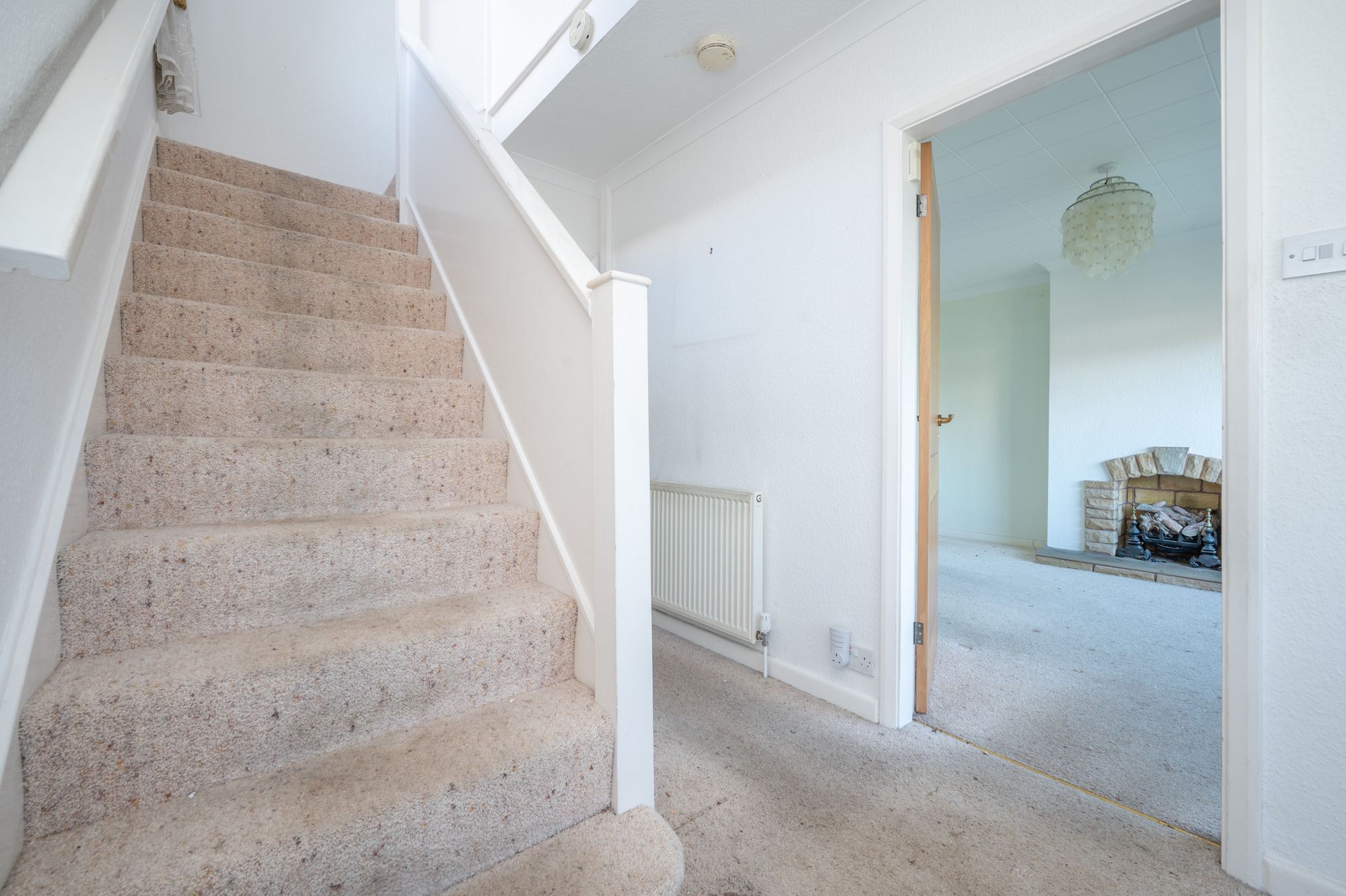 3 bed semi-detached house for sale in Shelley Road, Stratford-Upon-Avon, CV37 16