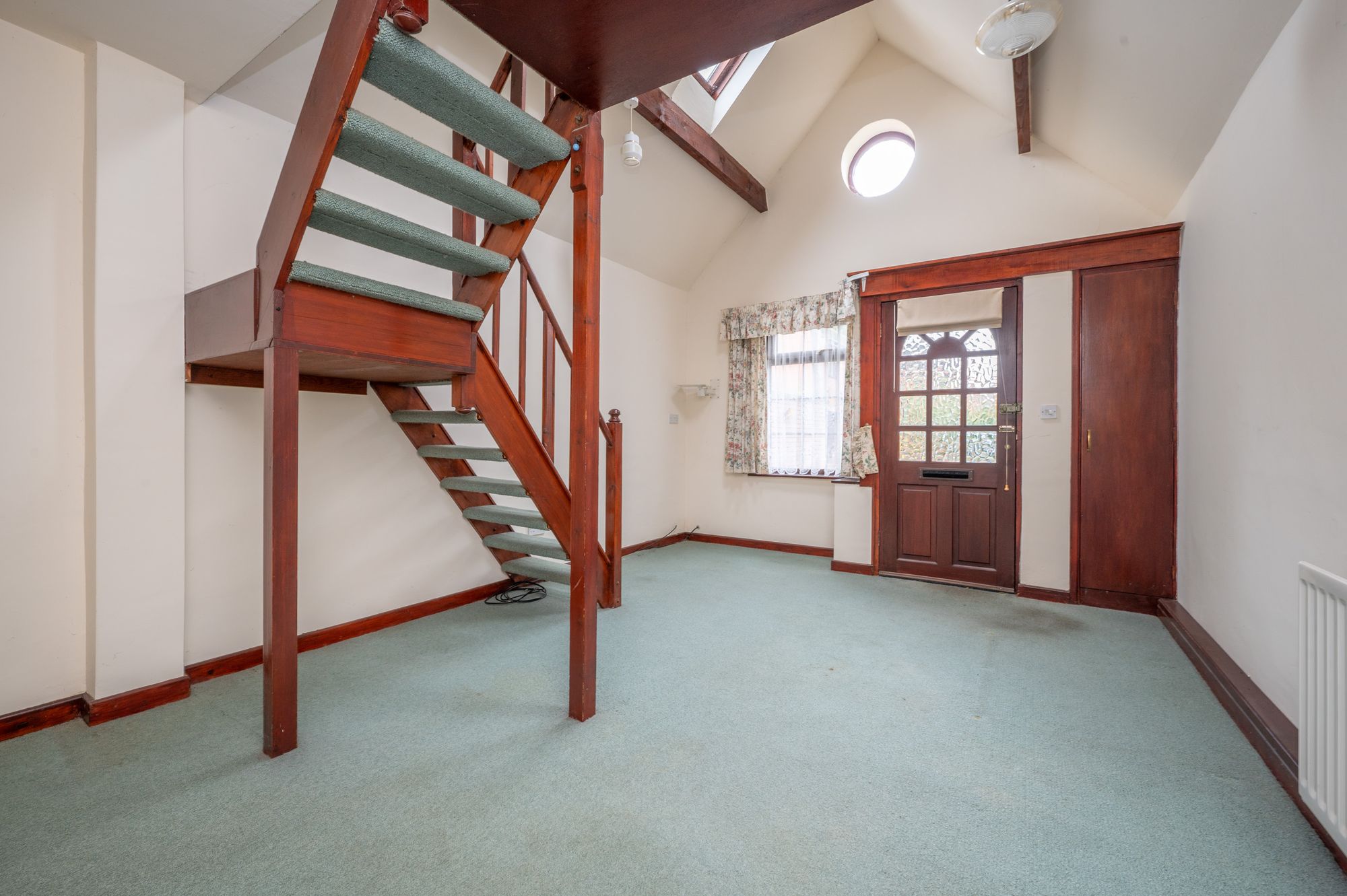 Studio flat for sale in Lock Close, Stratford-Upon-Avon, CV37  - Property Image 2